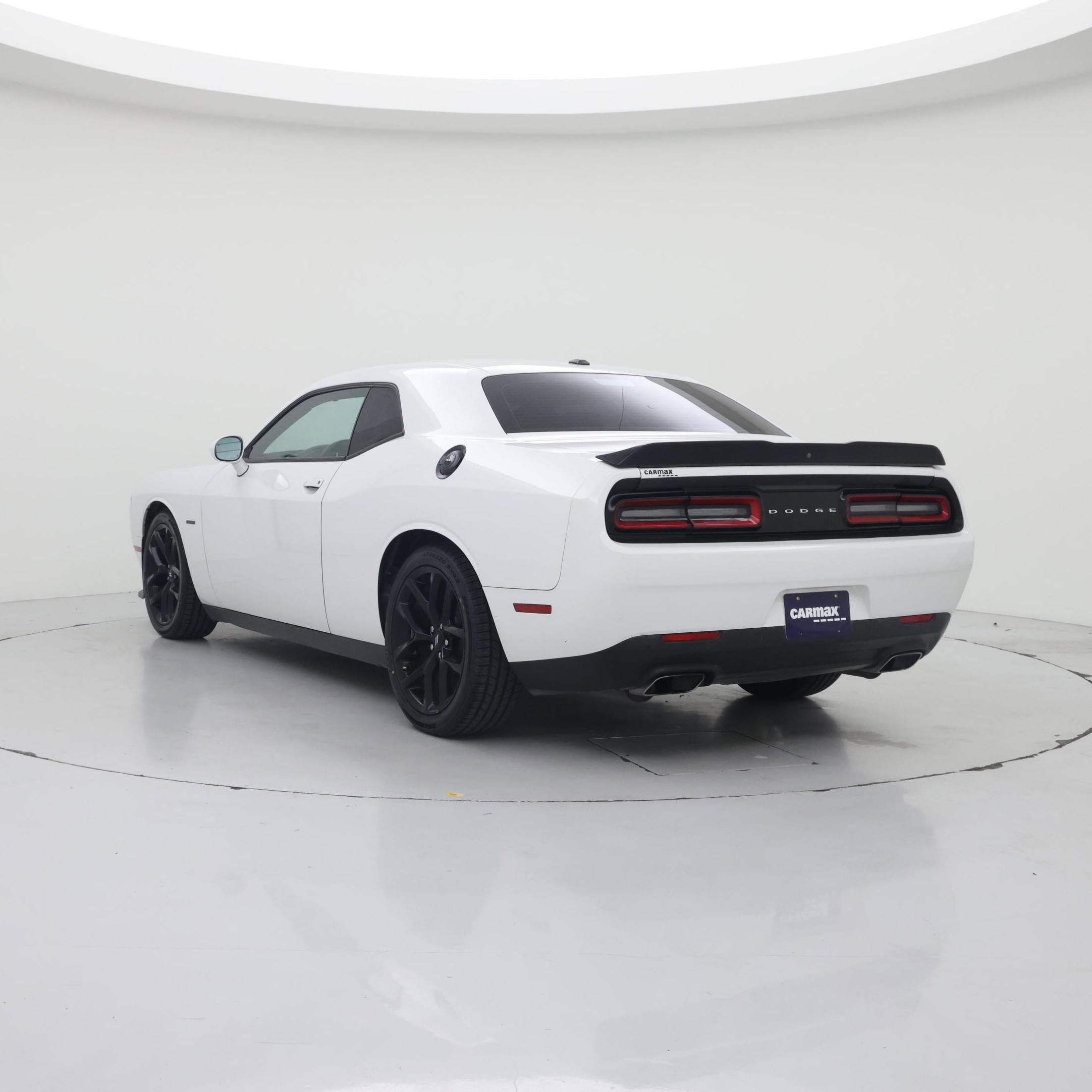 Thumbnail: 2019 Dodge Challenger - 2