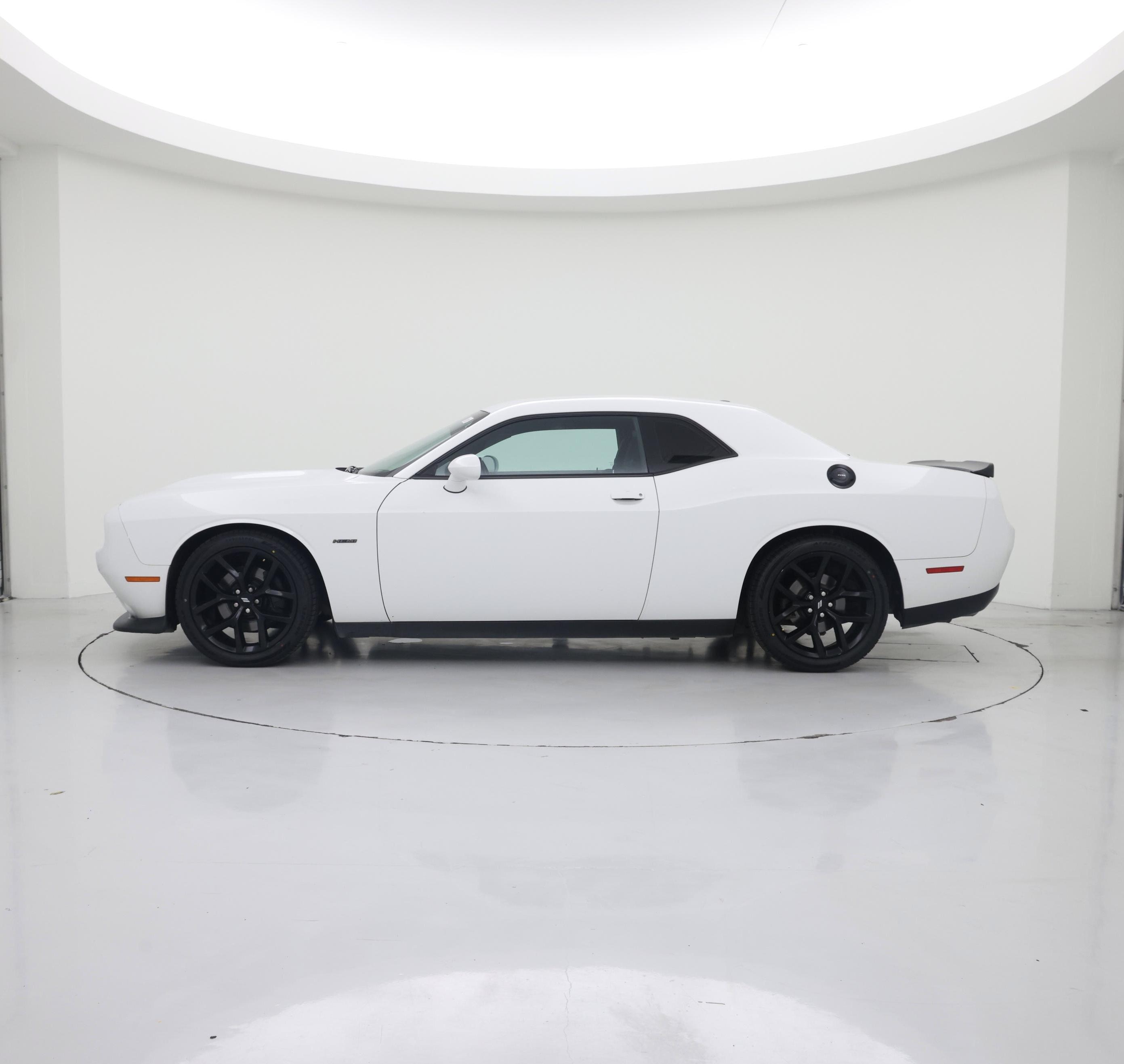 Thumbnail: 2019 Dodge Challenger - 3