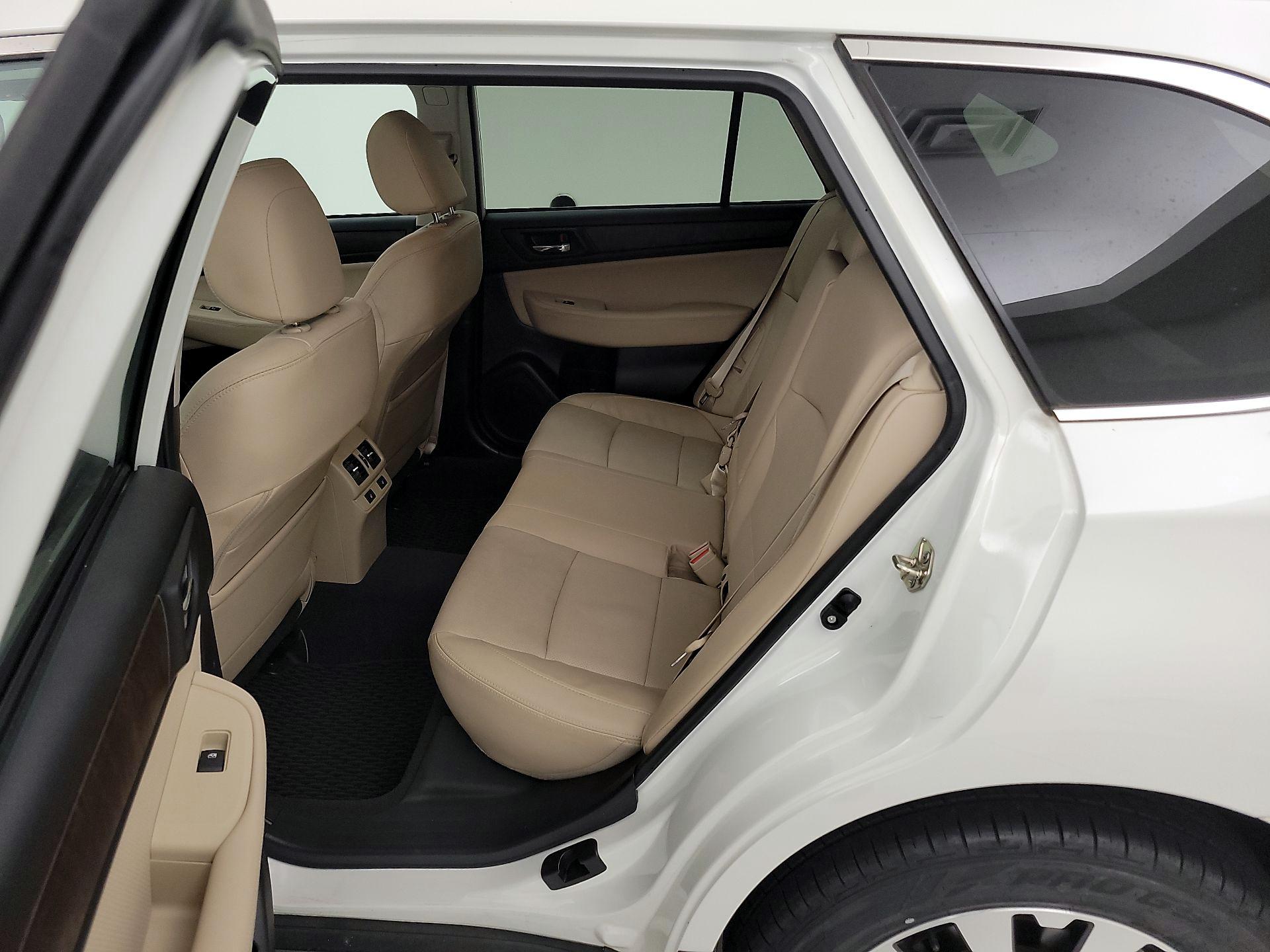 Thumbnail: 2017 Subaru Outback - 20