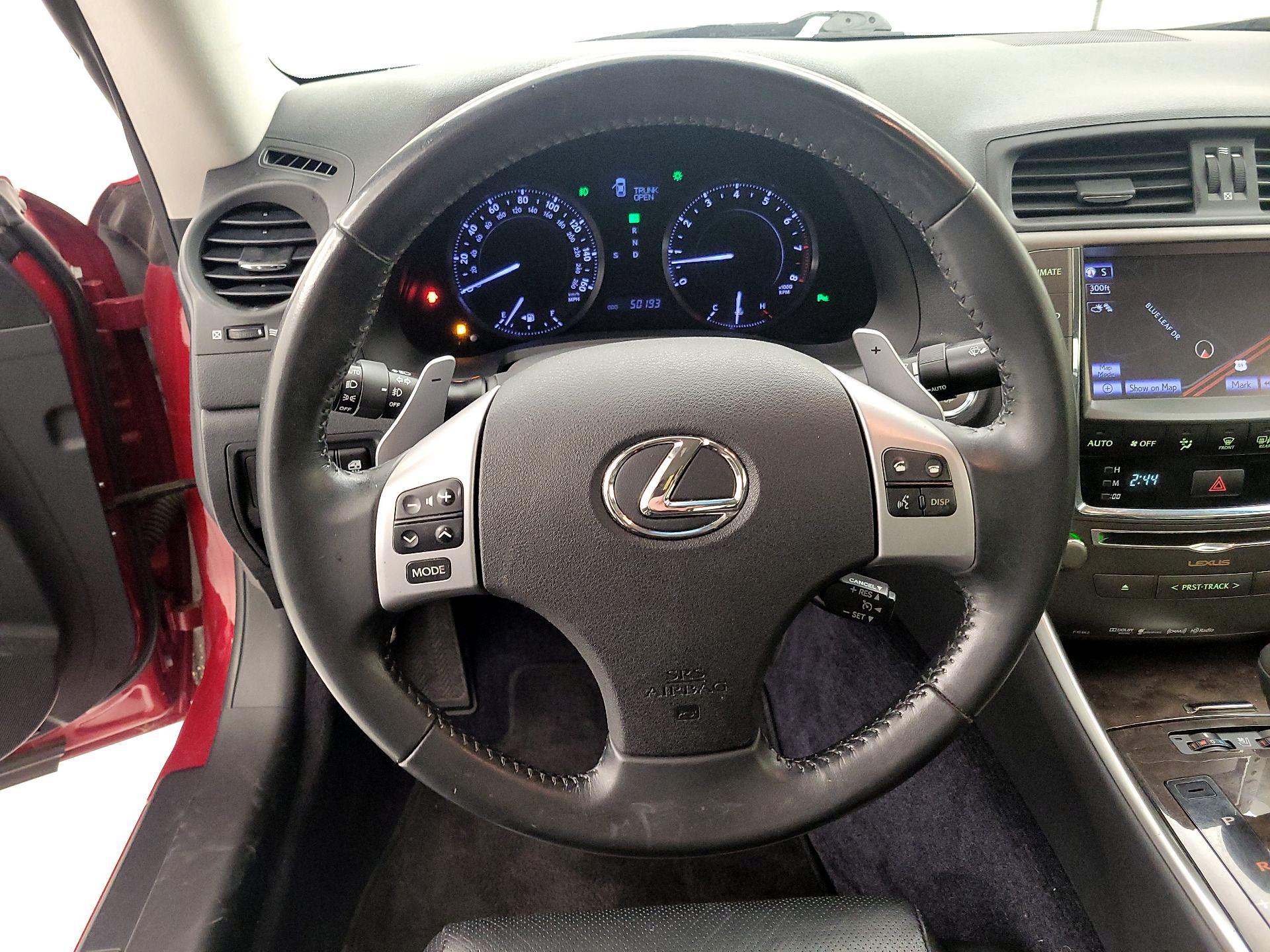 Thumbnail: 2014 Lexus IS - 10