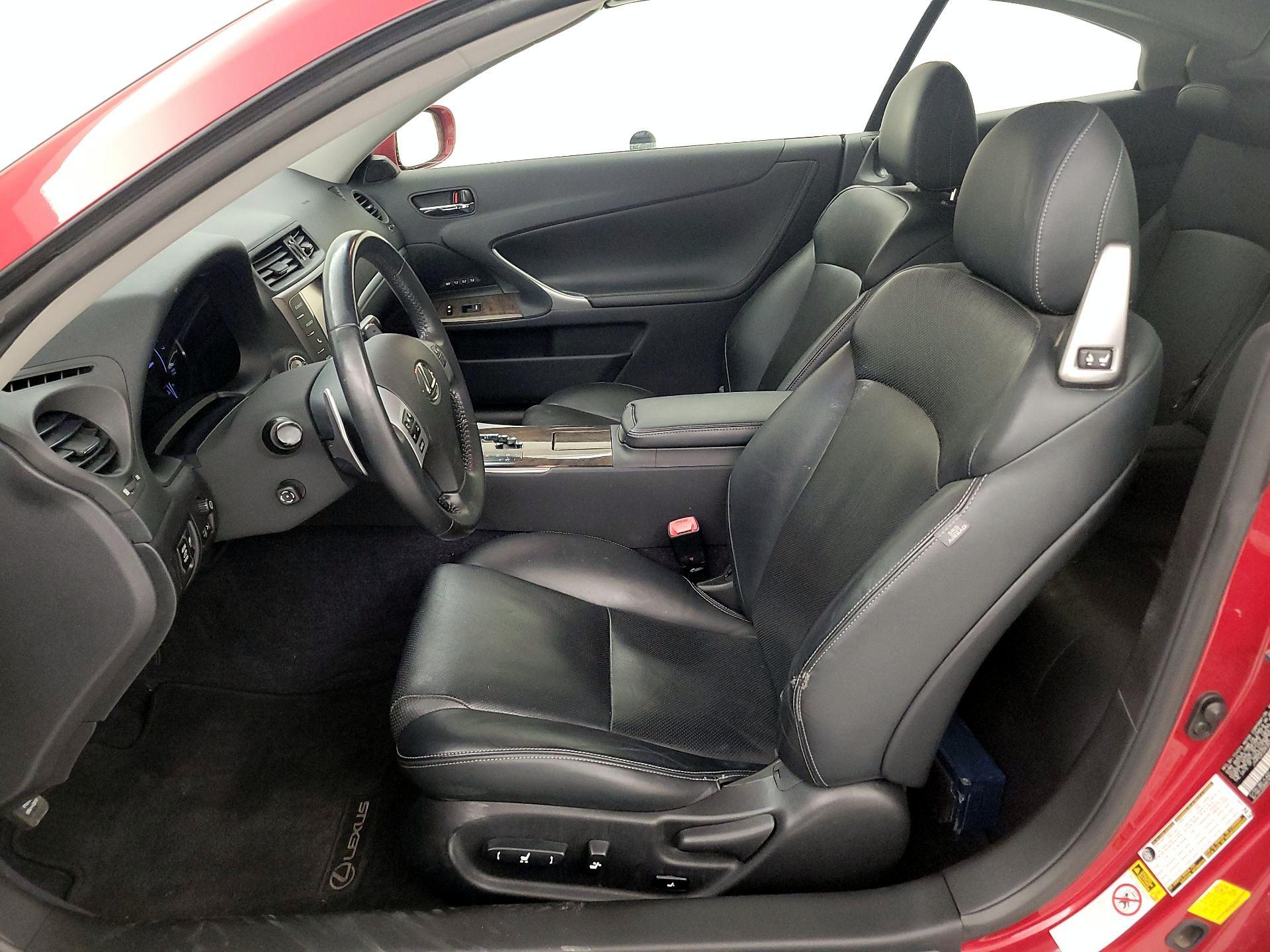 Thumbnail: 2014 Lexus IS - 11