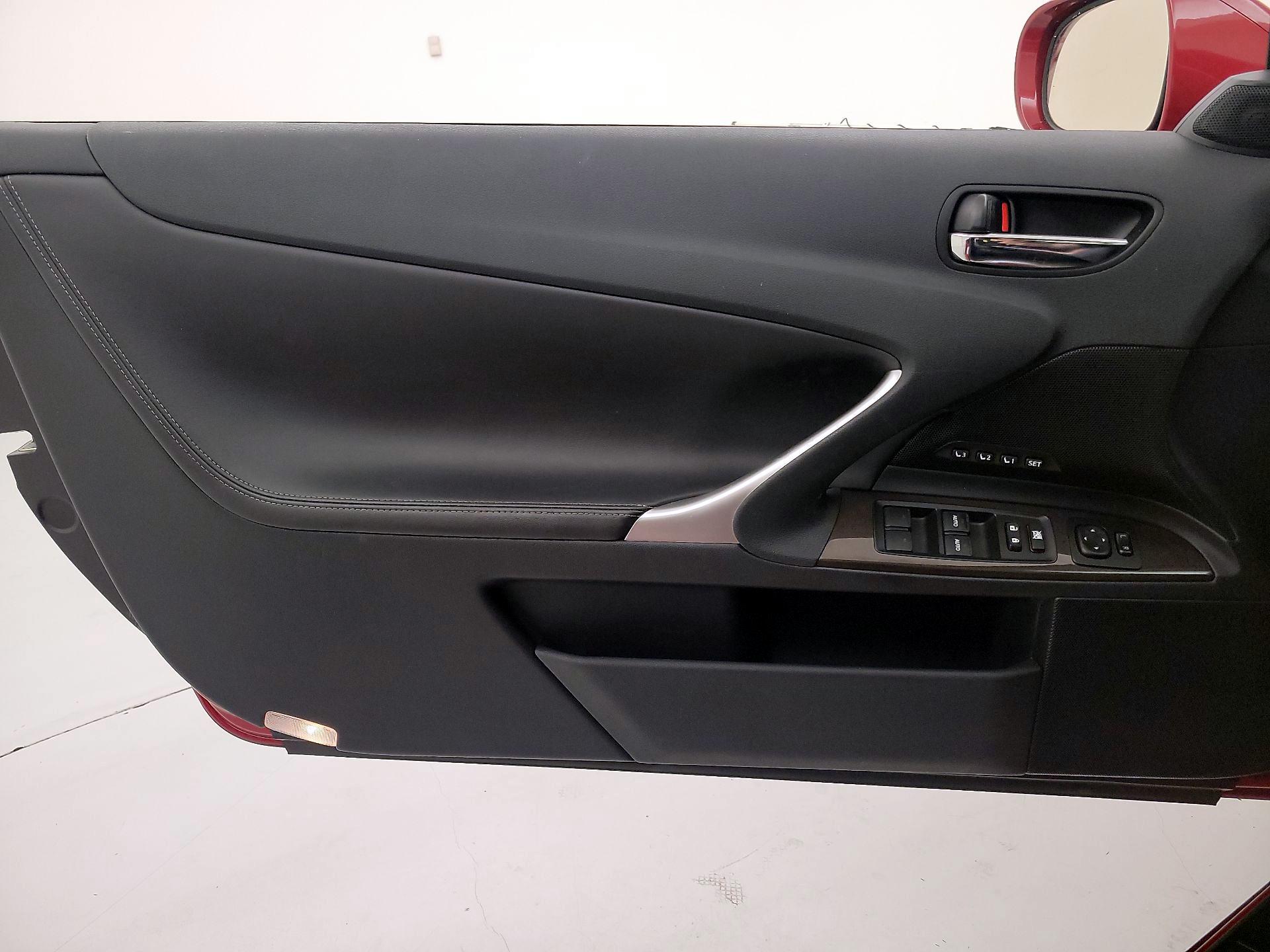 Thumbnail: 2014 Lexus IS - 12