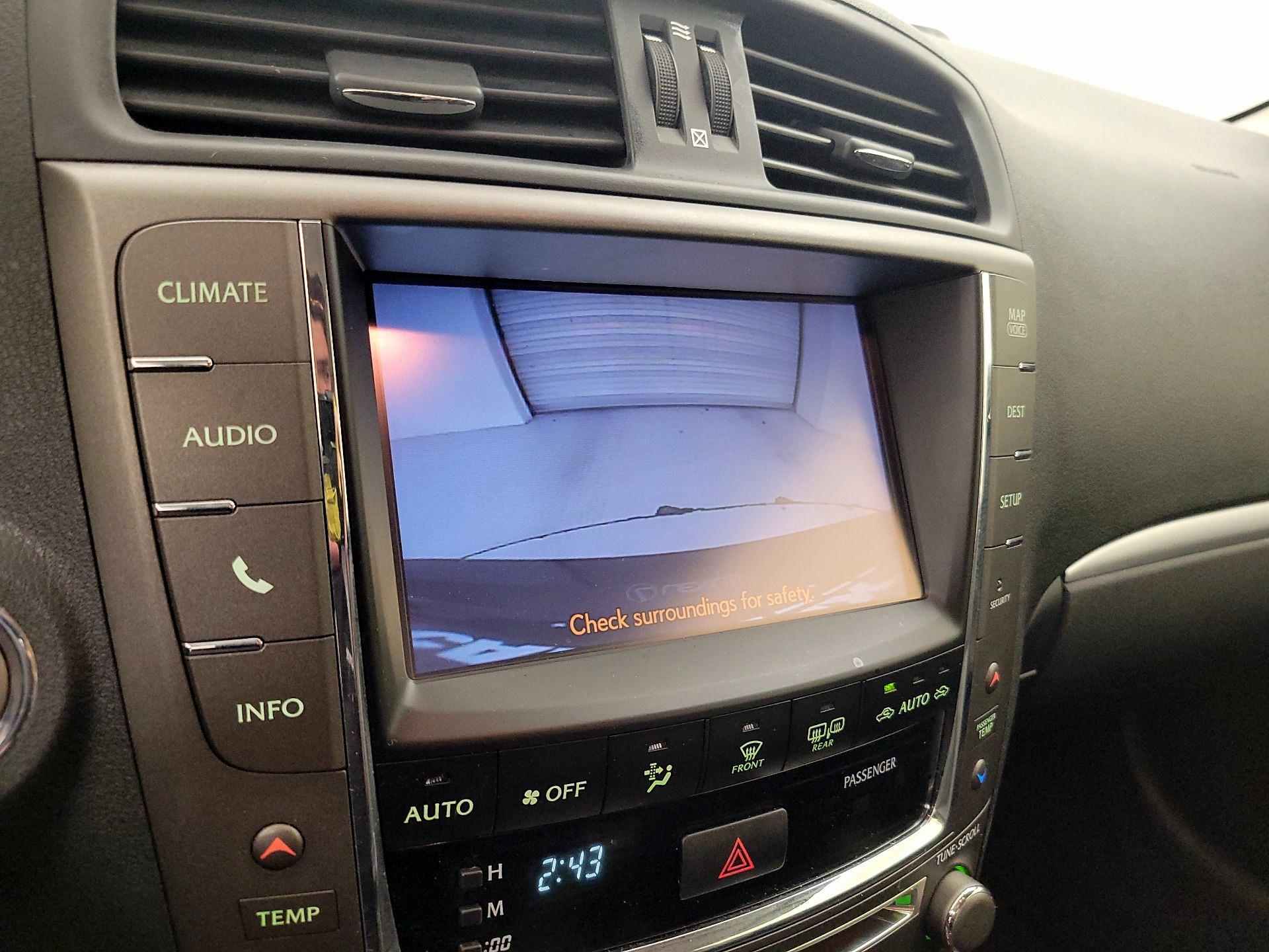 Thumbnail: 2014 Lexus IS - 15