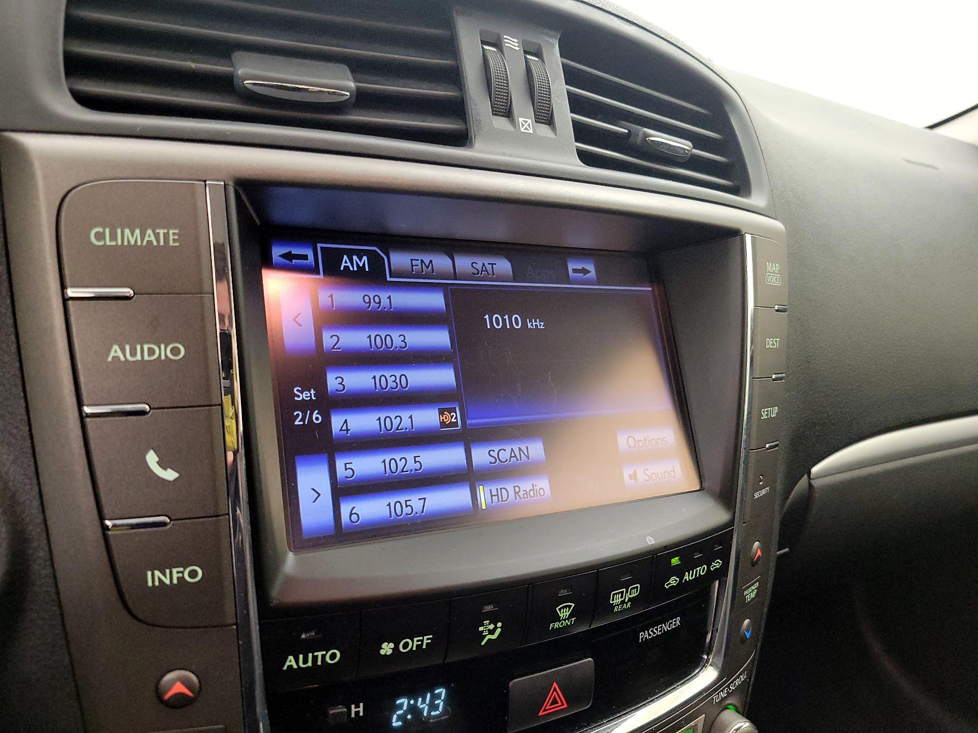 Thumbnail: 2014 Lexus IS - 16