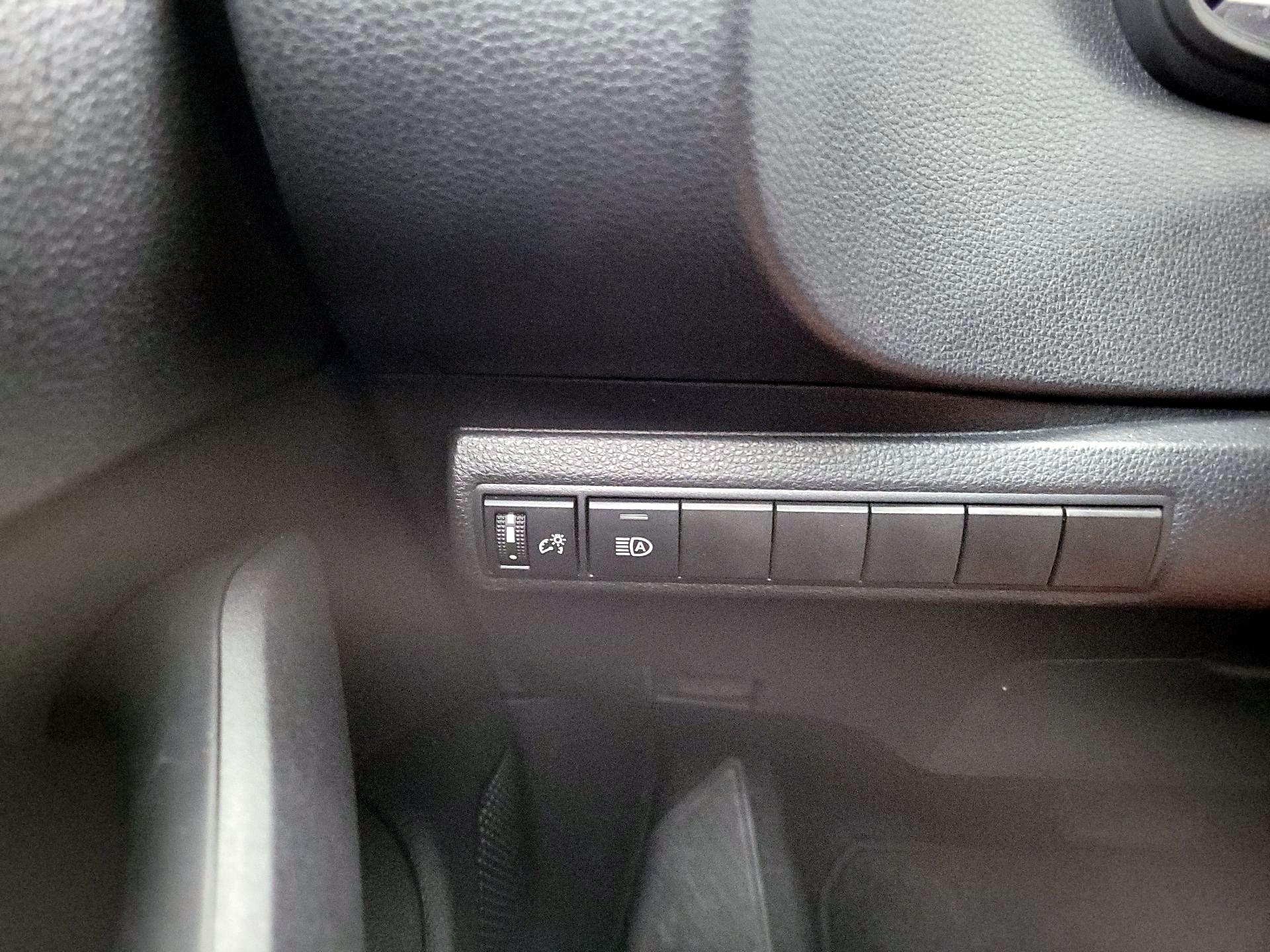 Thumbnail: 2023 Toyota Corolla - 13