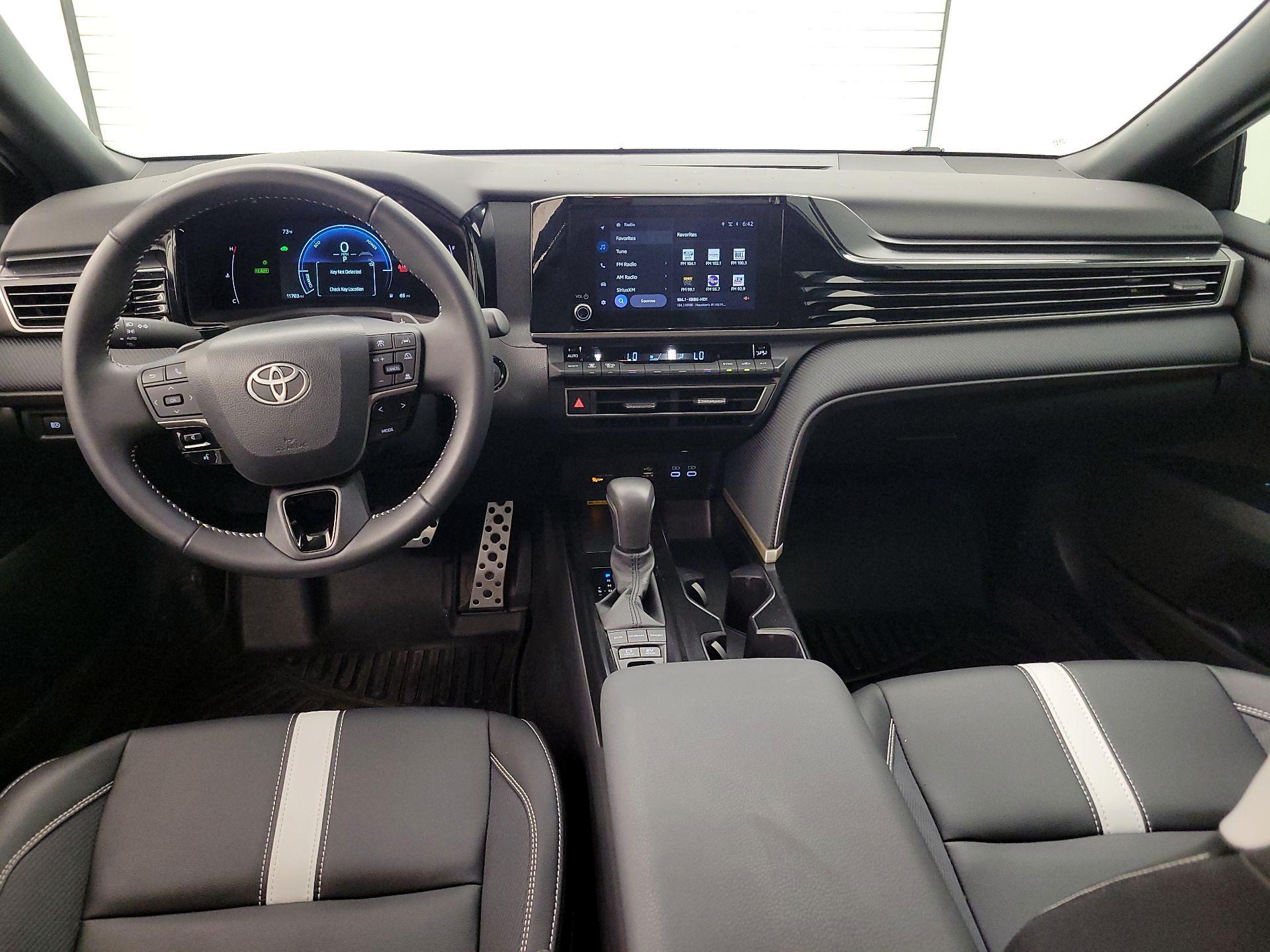 Thumbnail: 2025 Toyota Camry - 9