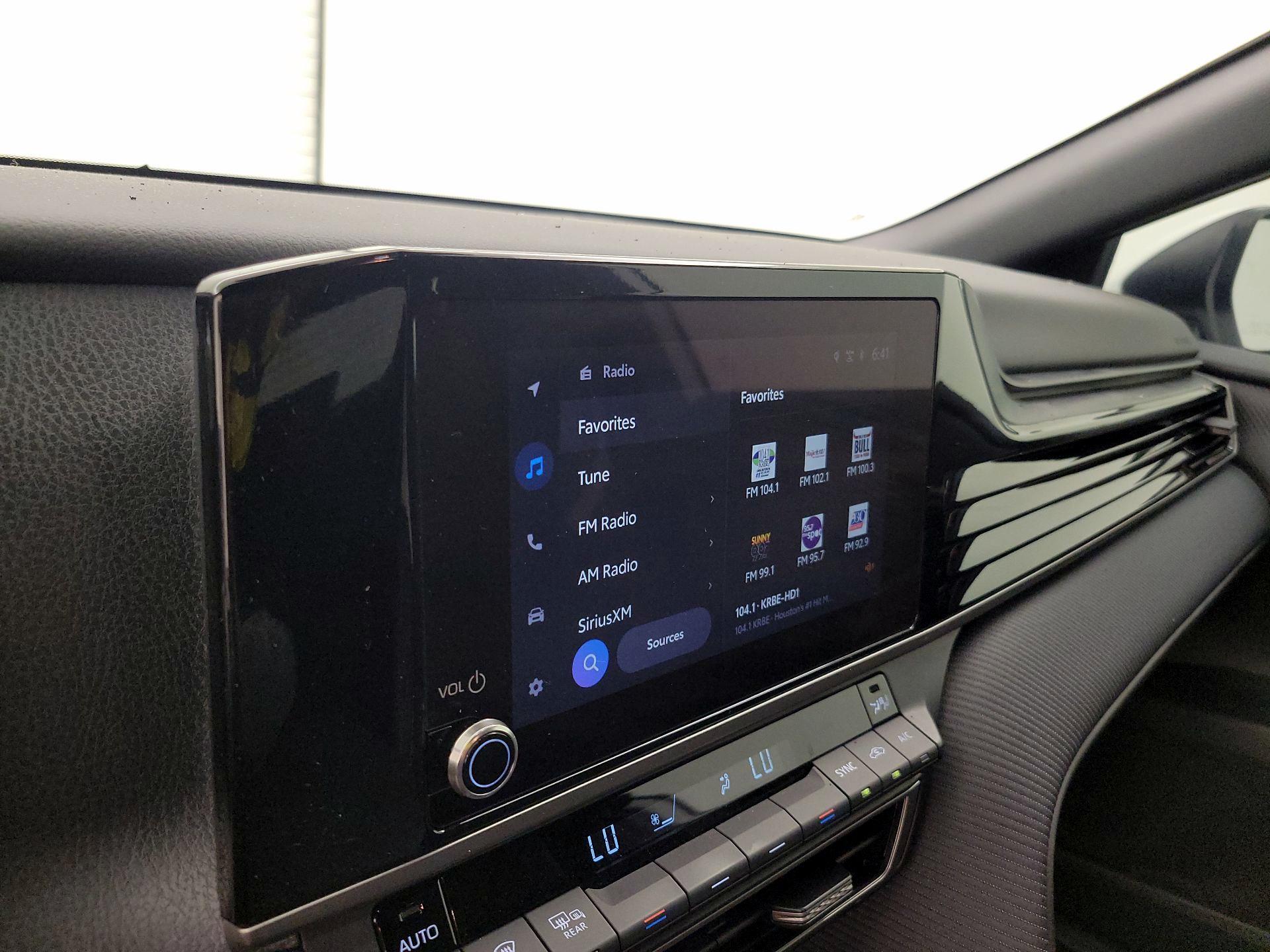 Thumbnail: 2025 Toyota Camry - 15