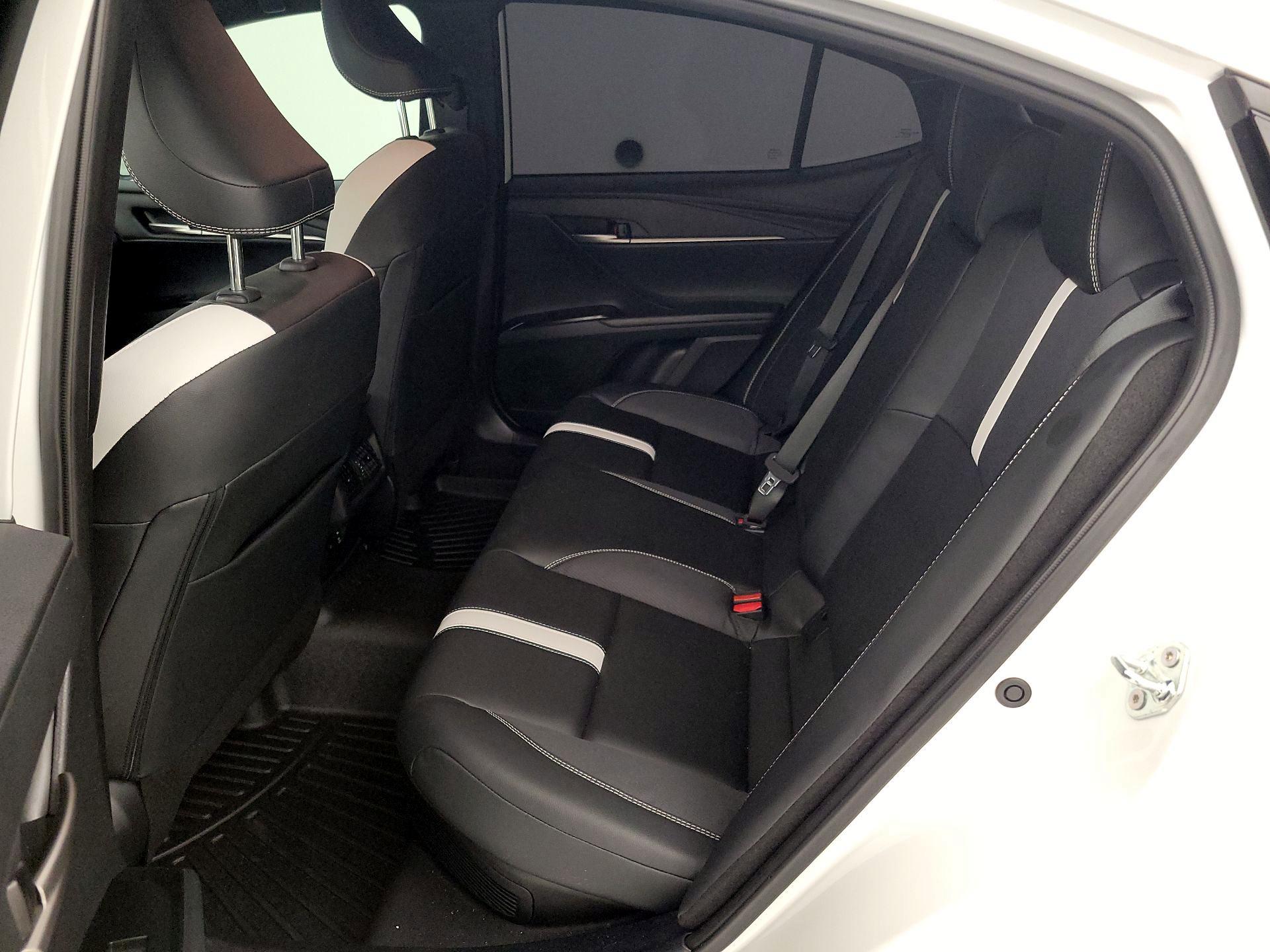 Thumbnail: 2025 Toyota Camry - 19