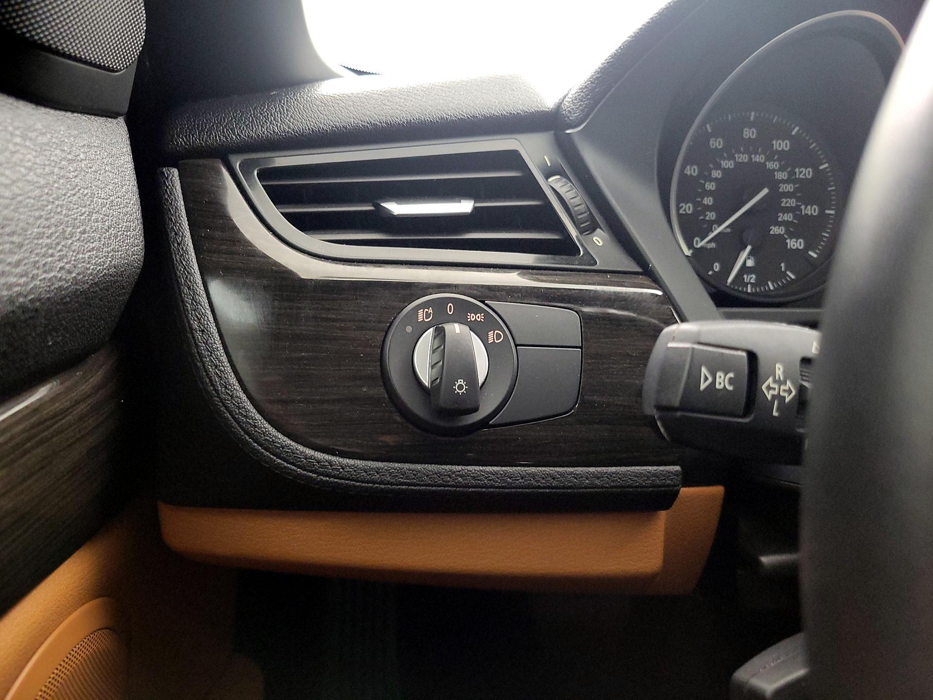 Thumbnail: 2014 BMW Z4 - 13