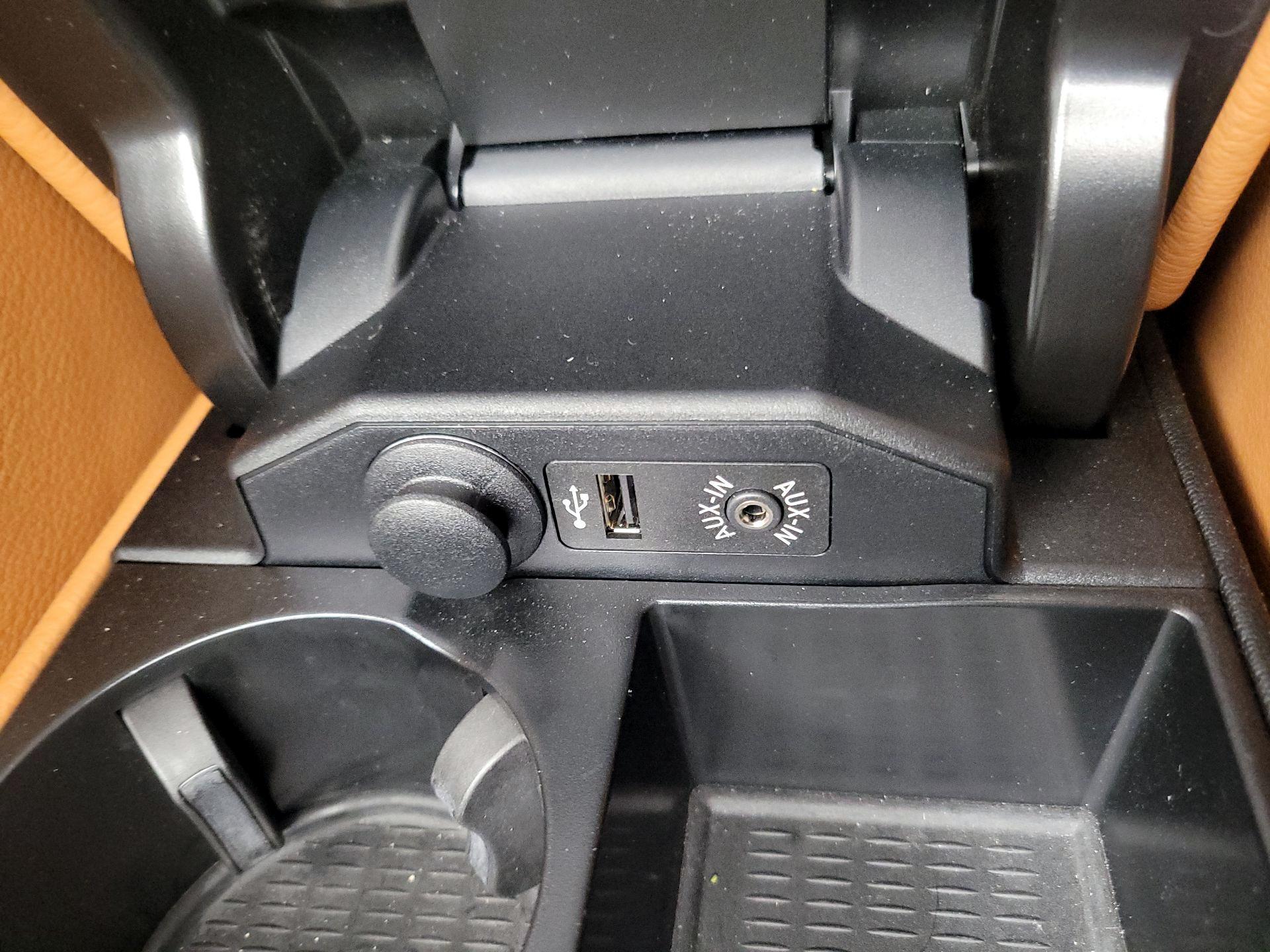 Thumbnail: 2014 BMW Z4 - 17