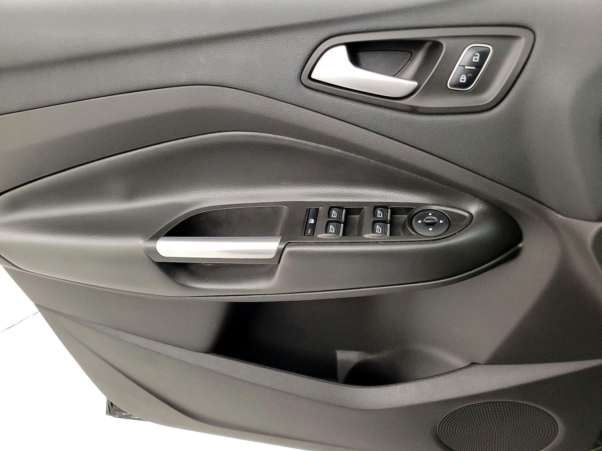 Thumbnail: 2017 Ford Escape - 12