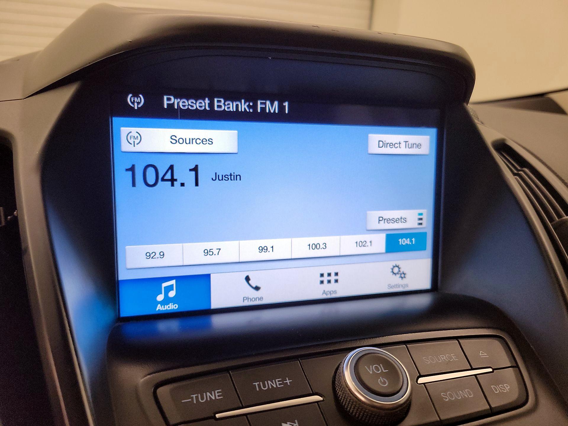 Thumbnail: 2017 Ford Escape - 15