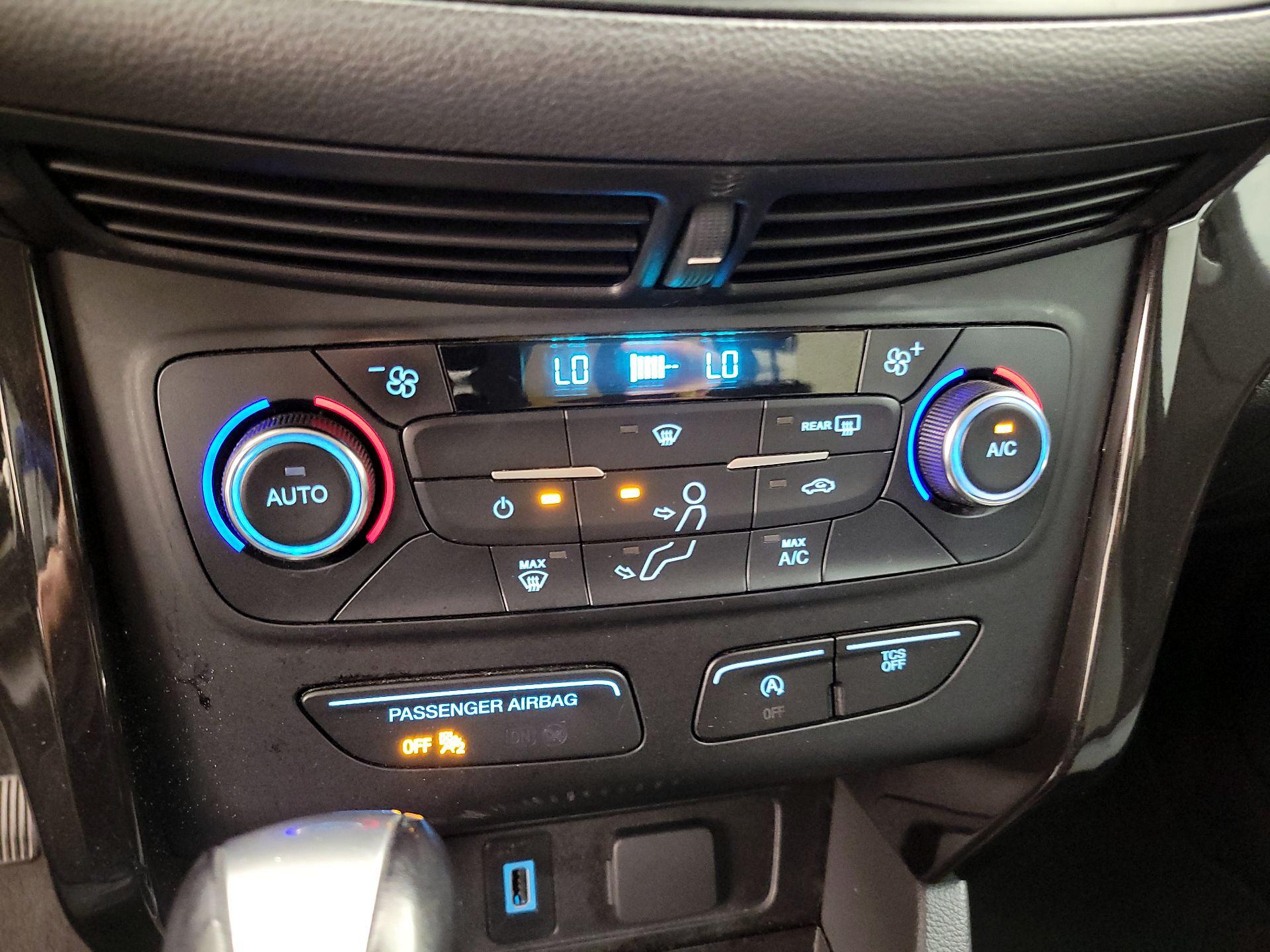 Thumbnail: 2017 Ford Escape - 16