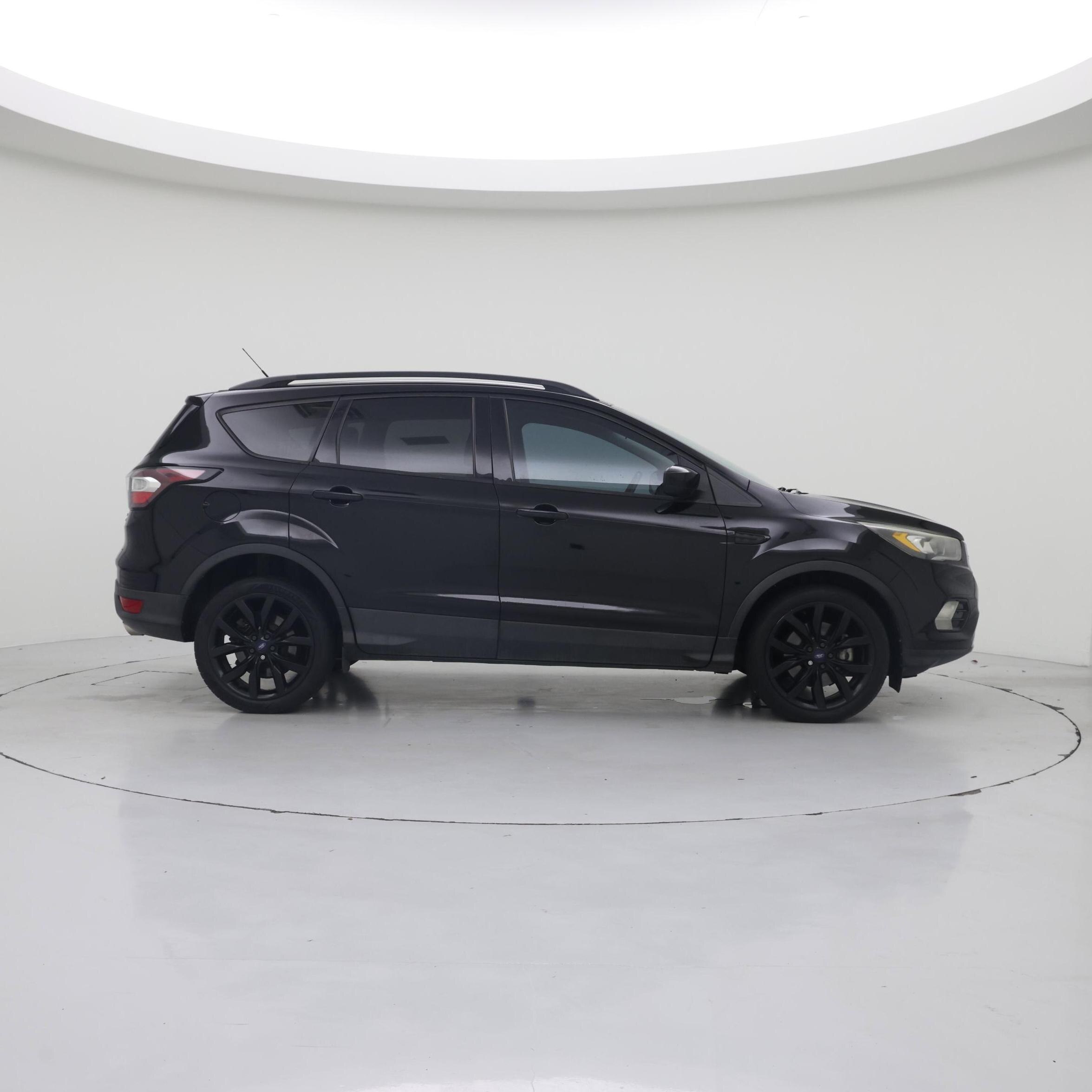 Thumbnail: 2017 Ford Escape - 7