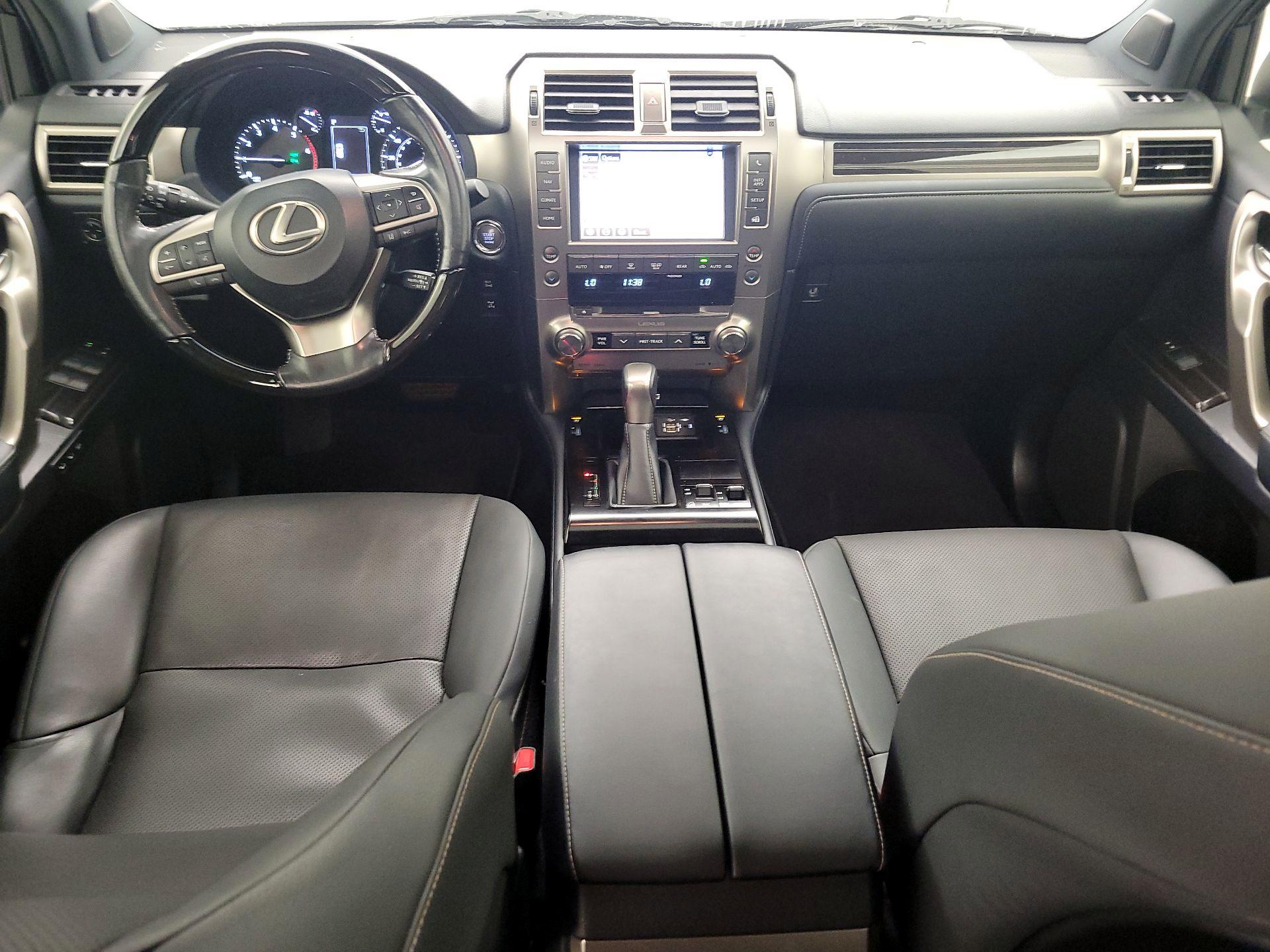 Thumbnail: 2020 Lexus GX - 9