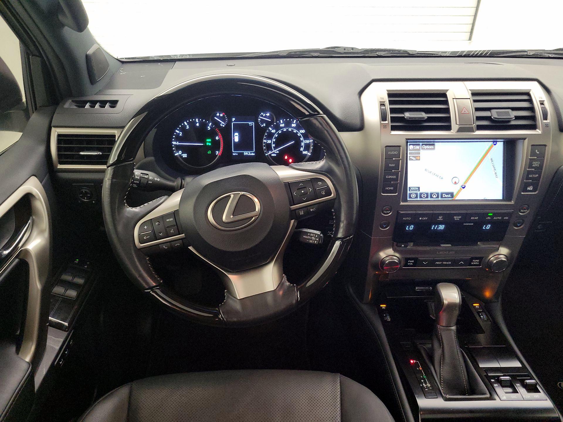 Thumbnail: 2020 Lexus GX - 10