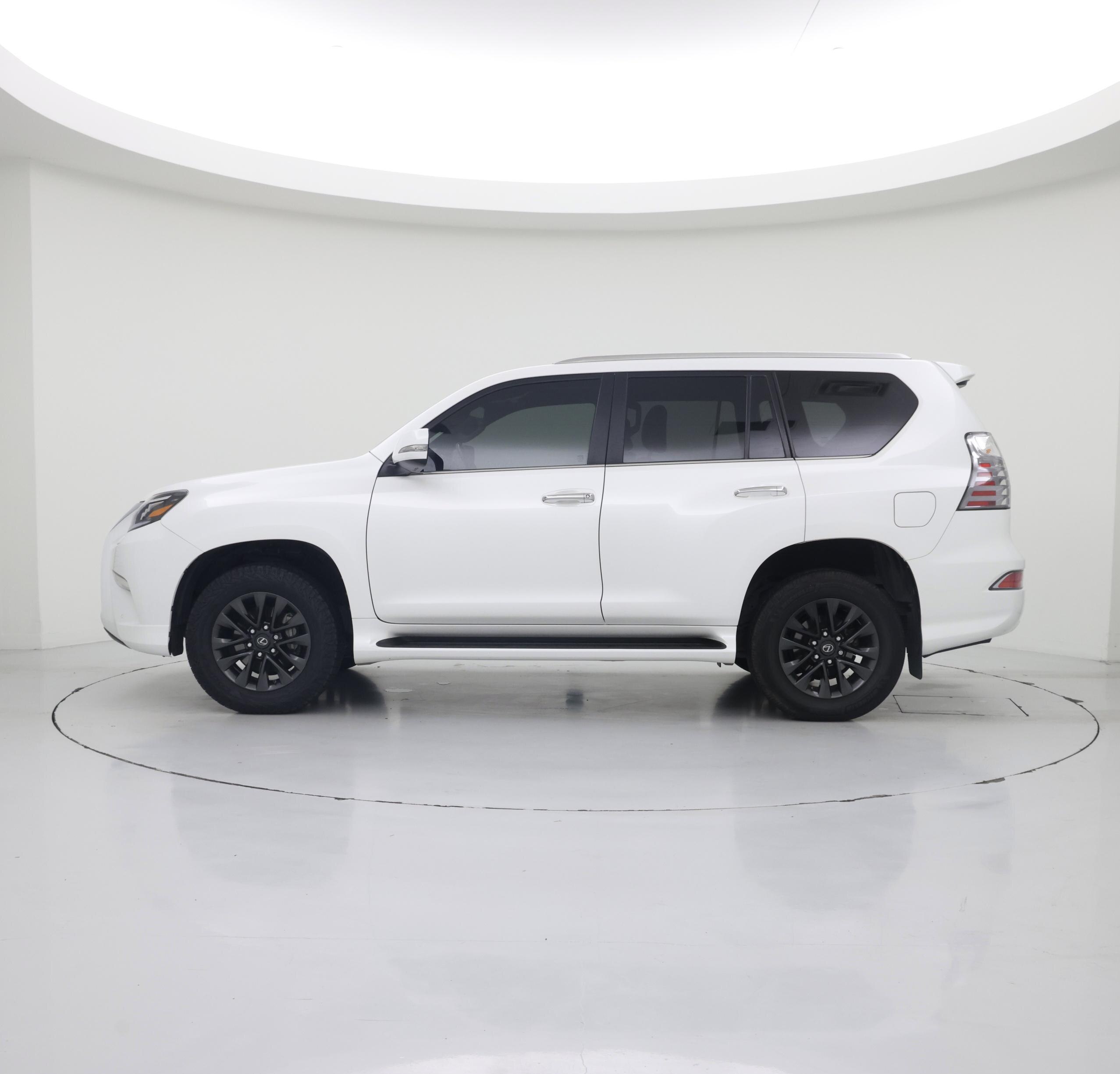 Thumbnail: 2020 Lexus GX - 3