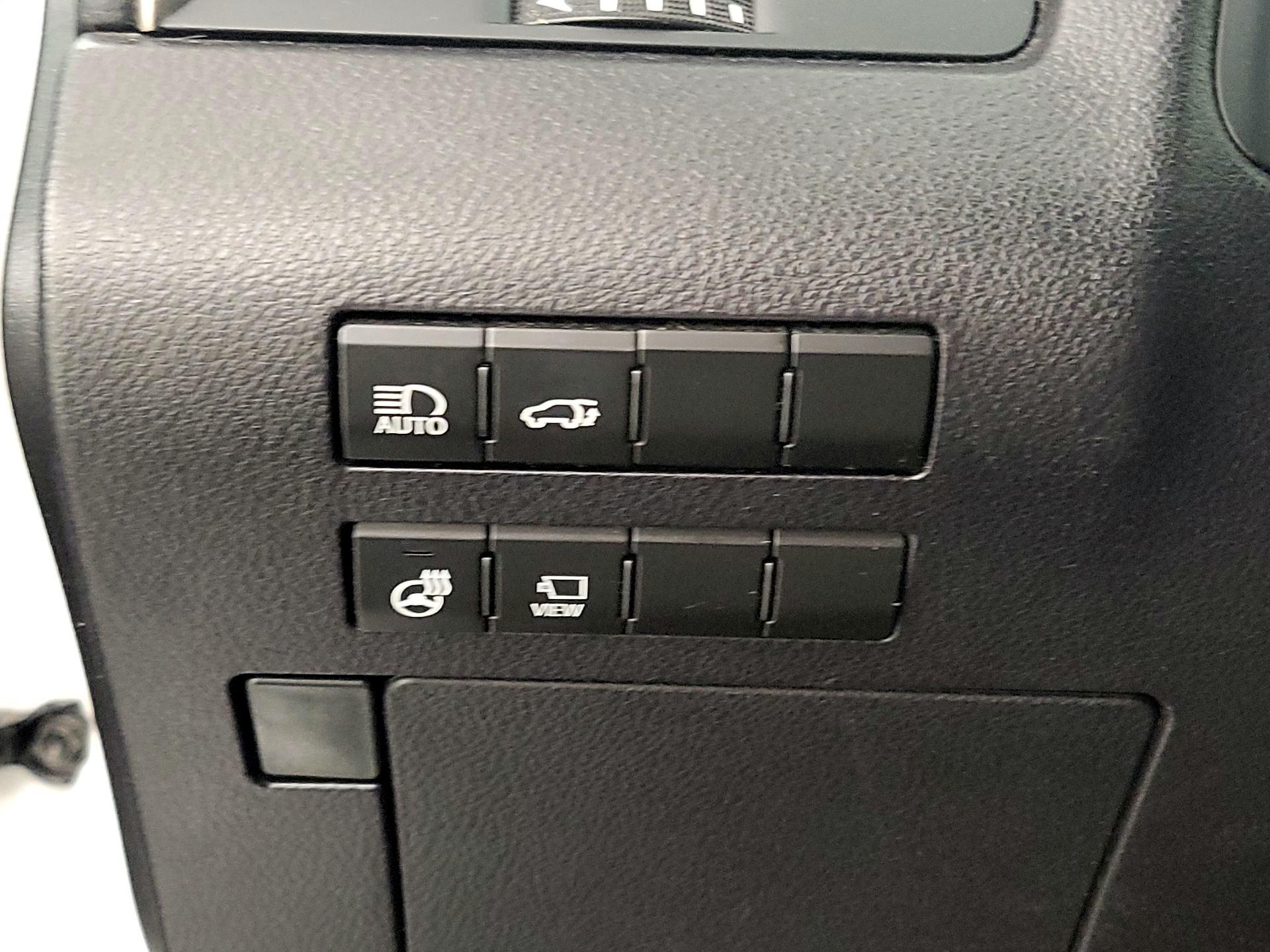 Thumbnail: 2020 Lexus RX - 13