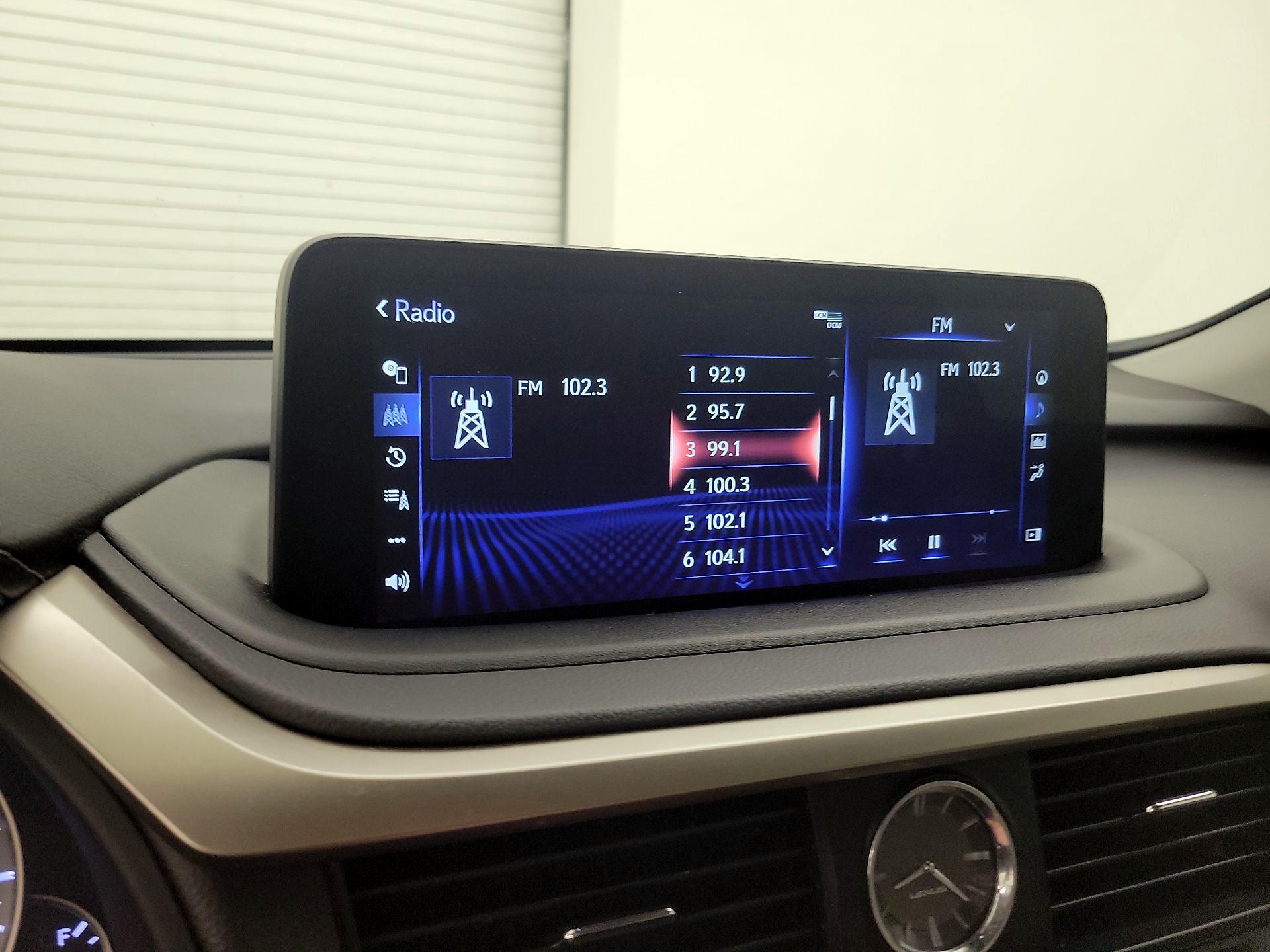 Thumbnail: 2020 Lexus RX - 16