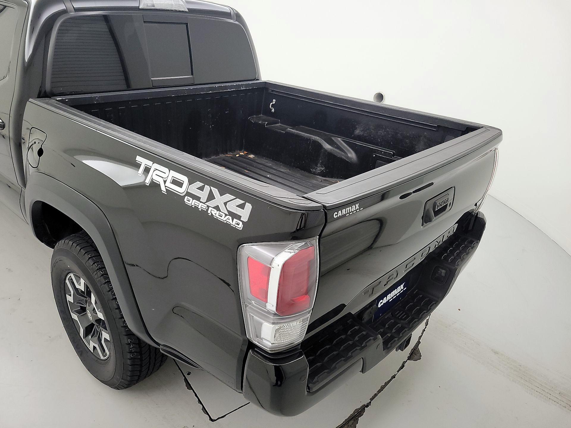 Thumbnail: 2023 Toyota Tacoma - 20