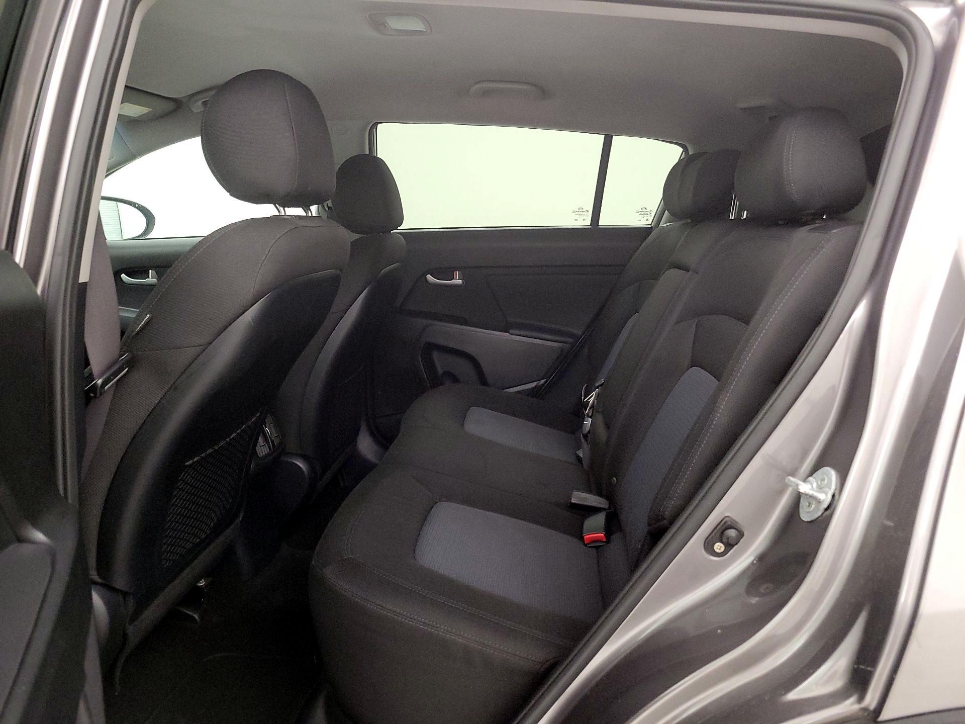 Thumbnail: 2014 Kia Sportage - 19