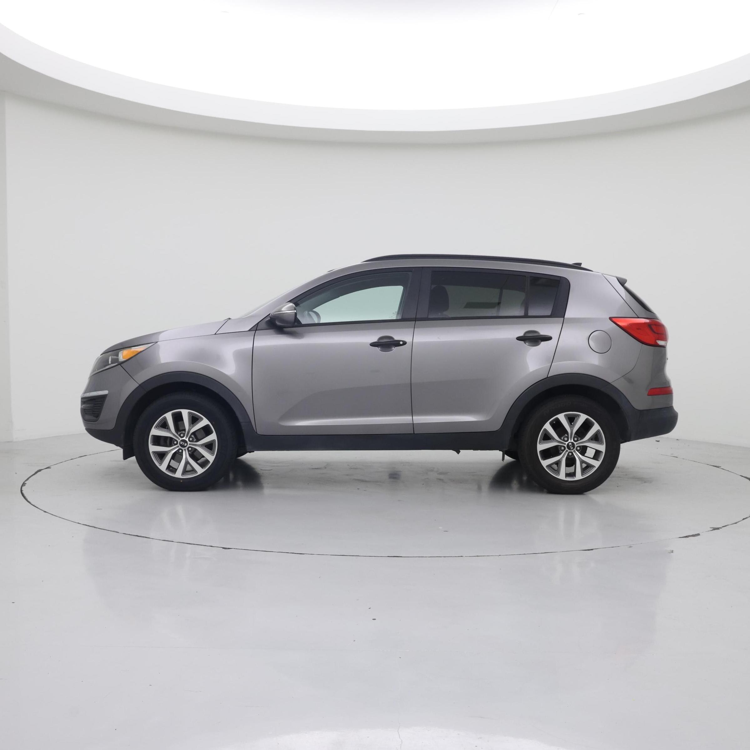 Thumbnail: 2014 Kia Sportage - 3