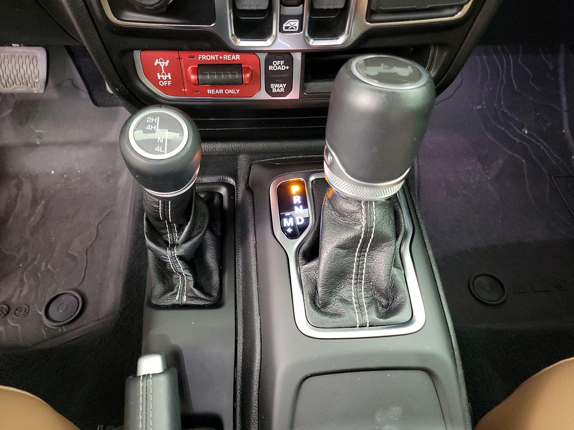 Thumbnail: 2021 Jeep Wrangler - 18