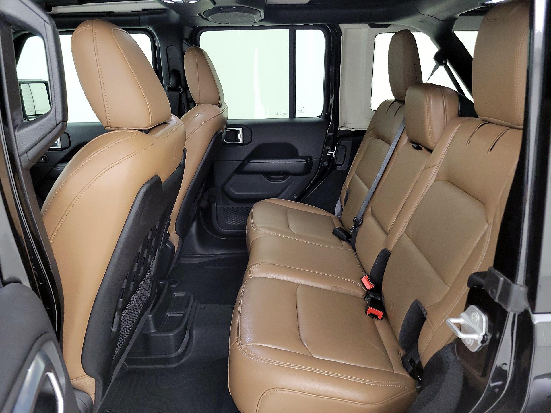 Thumbnail: 2021 Jeep Wrangler - 20