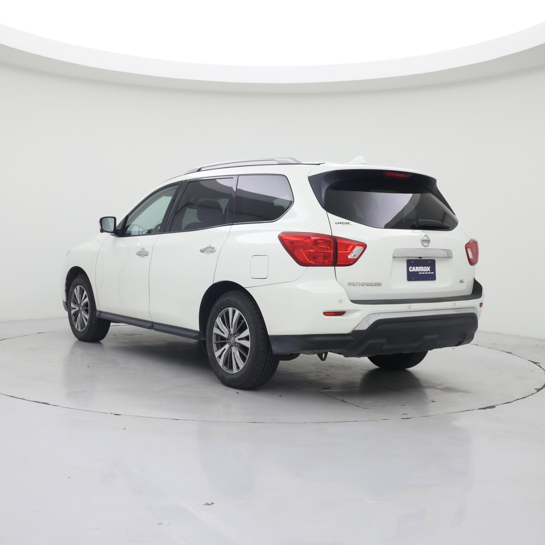 Thumbnail: 2020 Nissan Pathfinder - 2