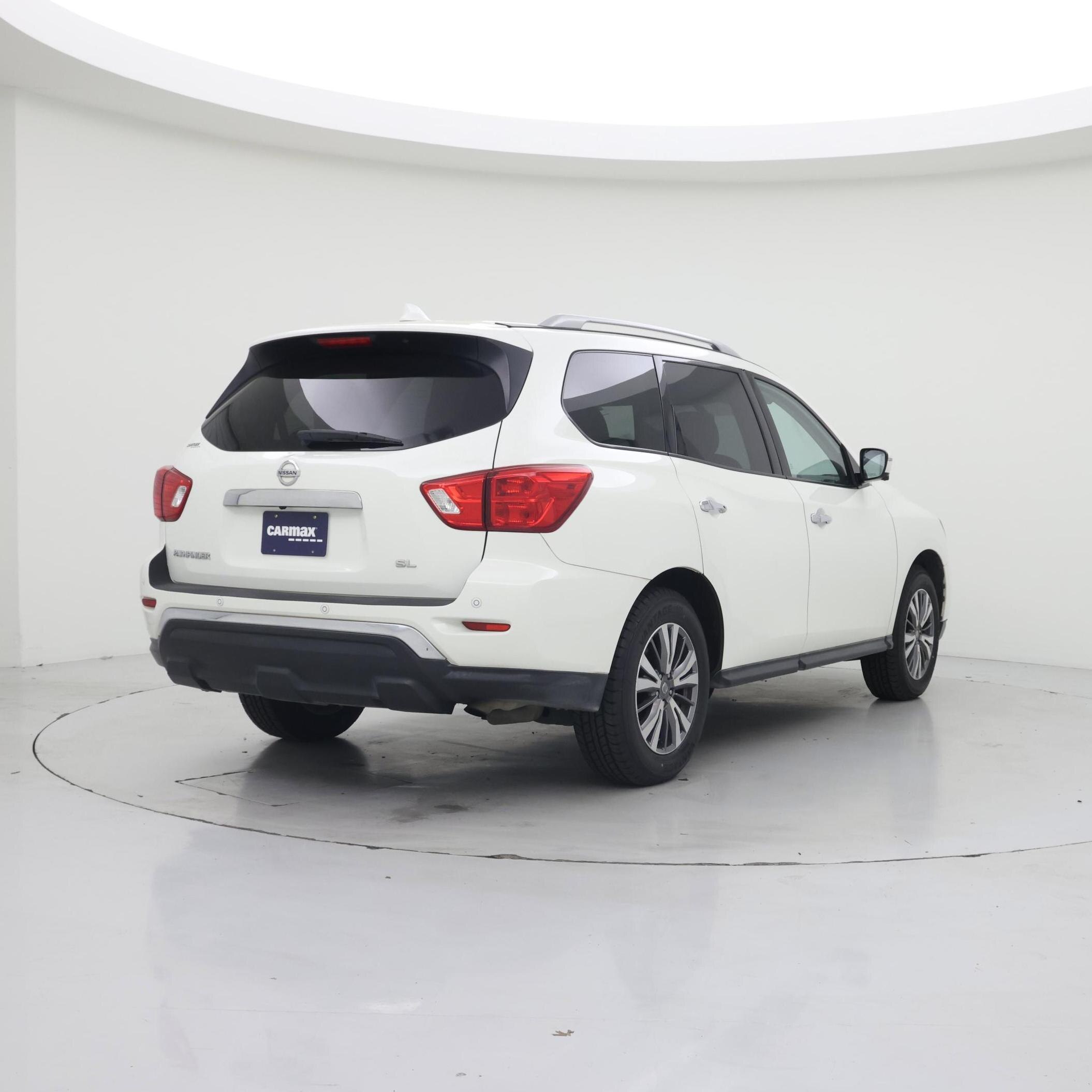 Thumbnail: 2020 Nissan Pathfinder - 8