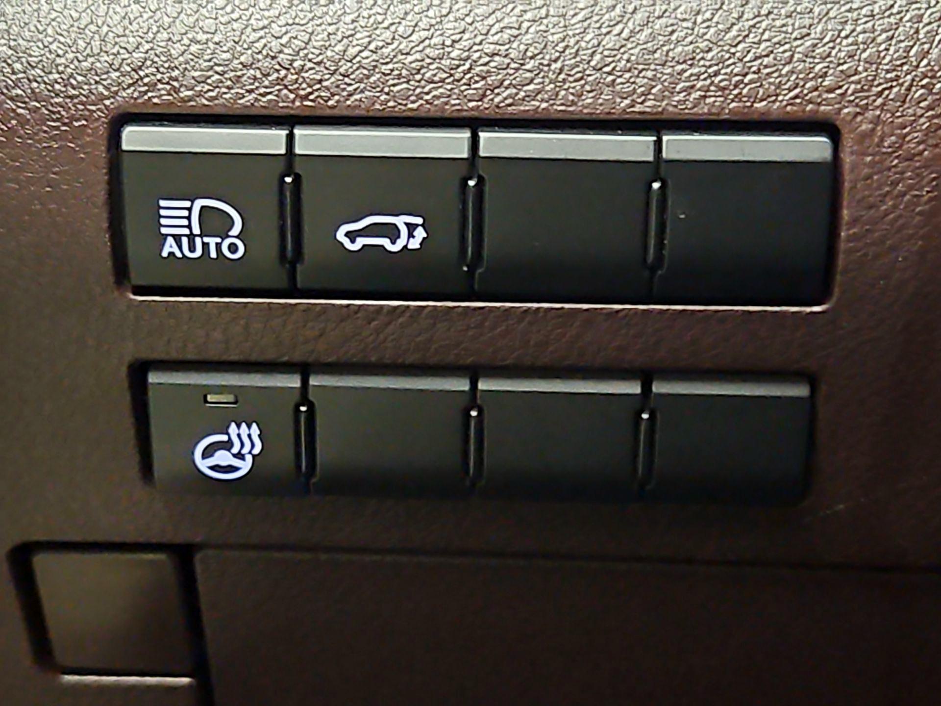 Thumbnail: 2018 Lexus RX - 13