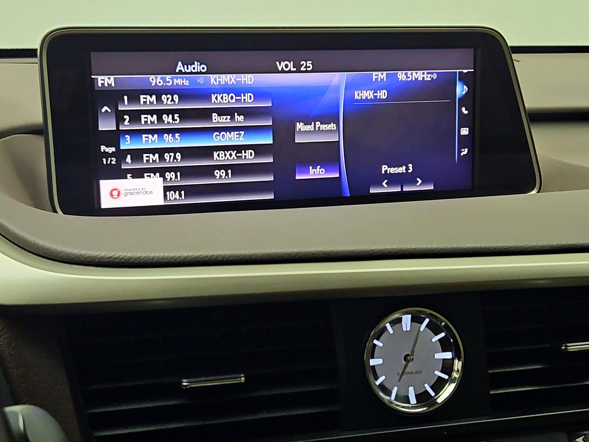 Thumbnail: 2018 Lexus RX - 16