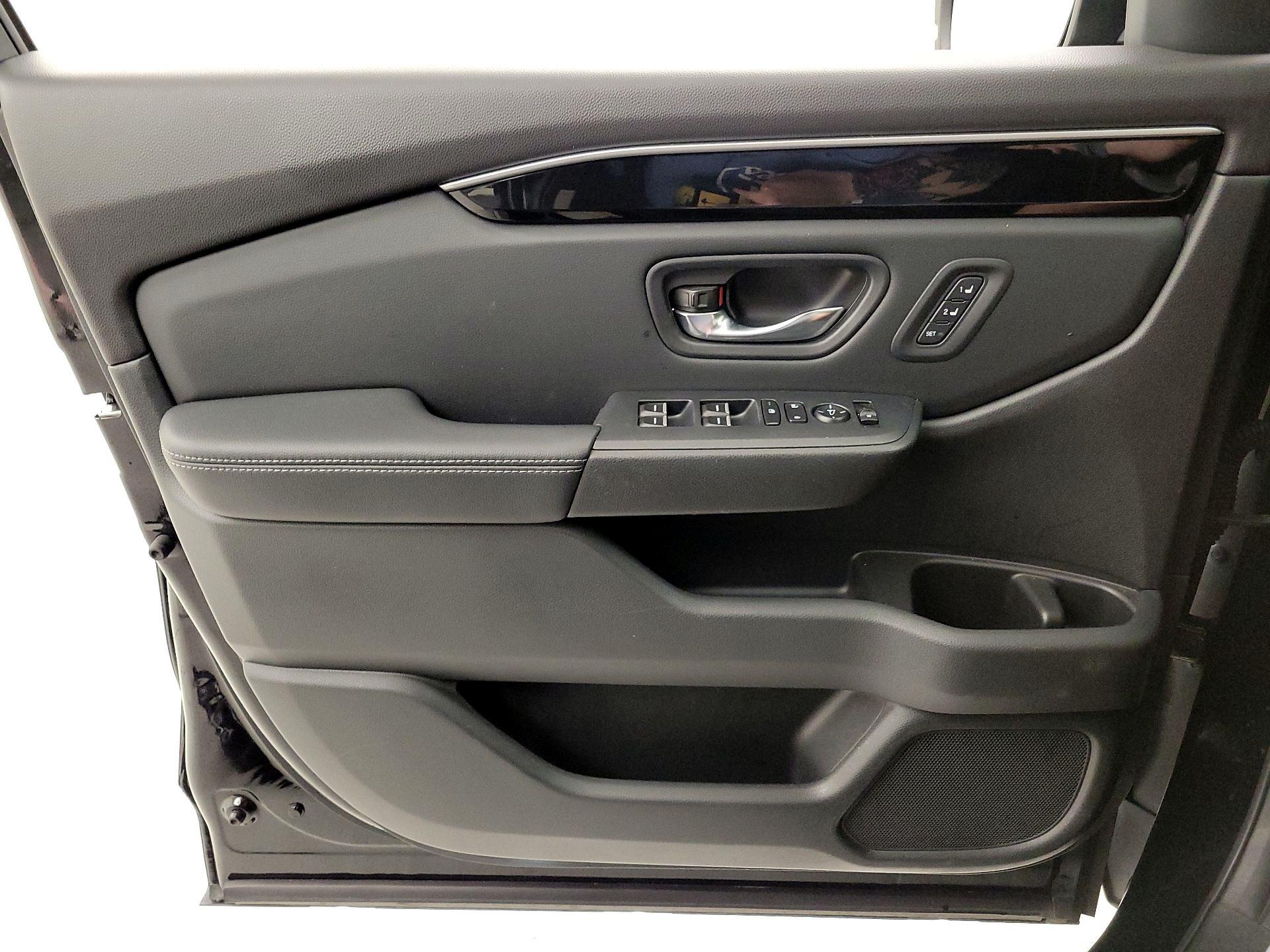 Thumbnail: 2023 Honda Pilot - 12