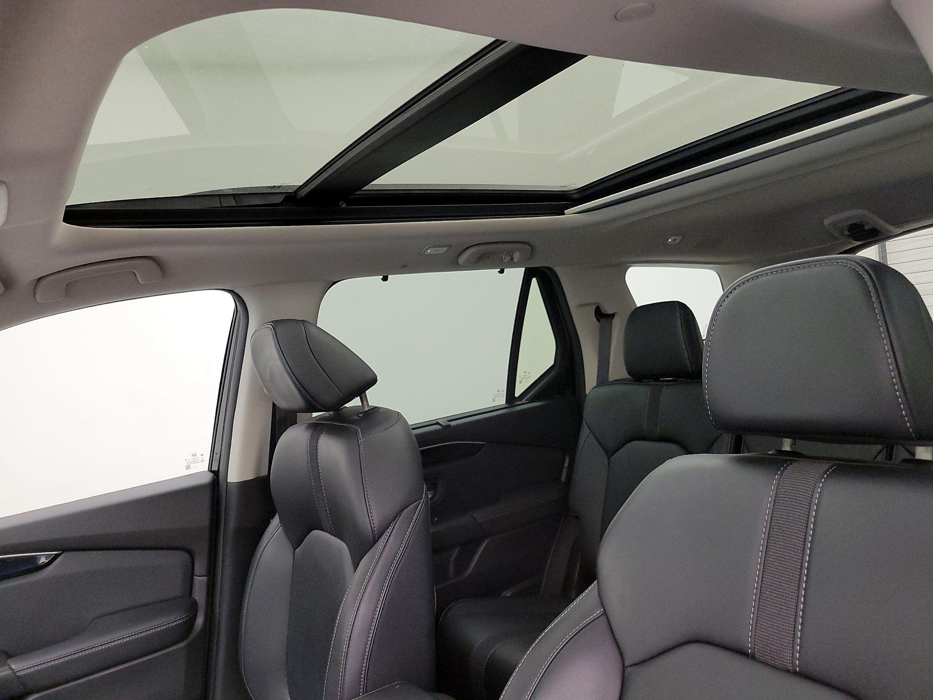 Thumbnail: 2023 Honda Pilot - 19