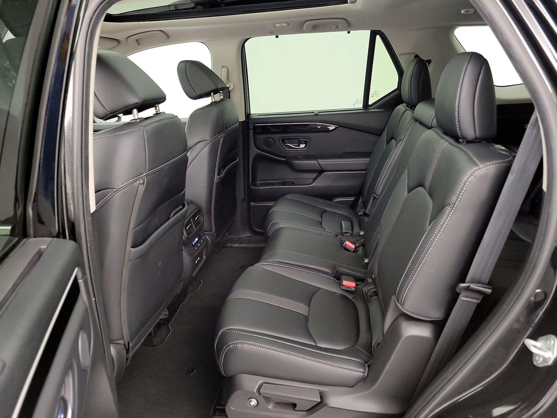 Thumbnail: 2023 Honda Pilot - 20