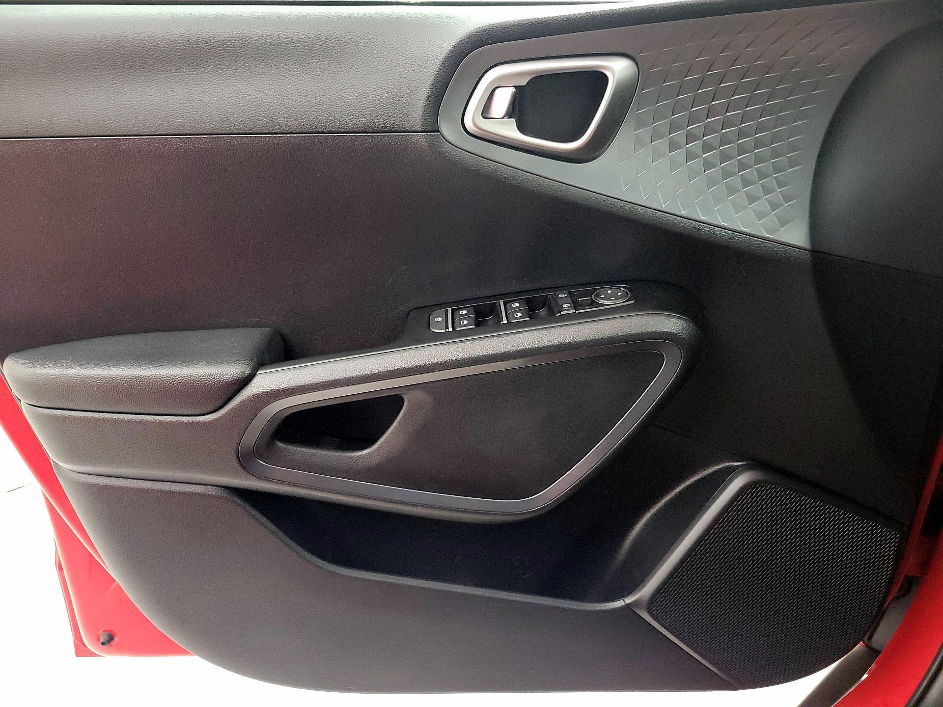 Thumbnail: 2021 Kia Soul - 12