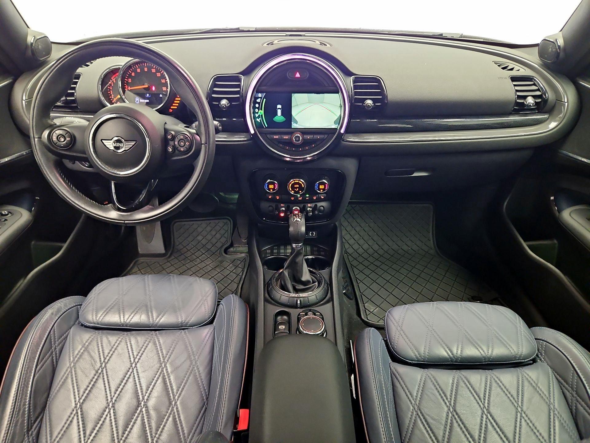 Thumbnail: 2017 MINI Cooper Clubman - 9