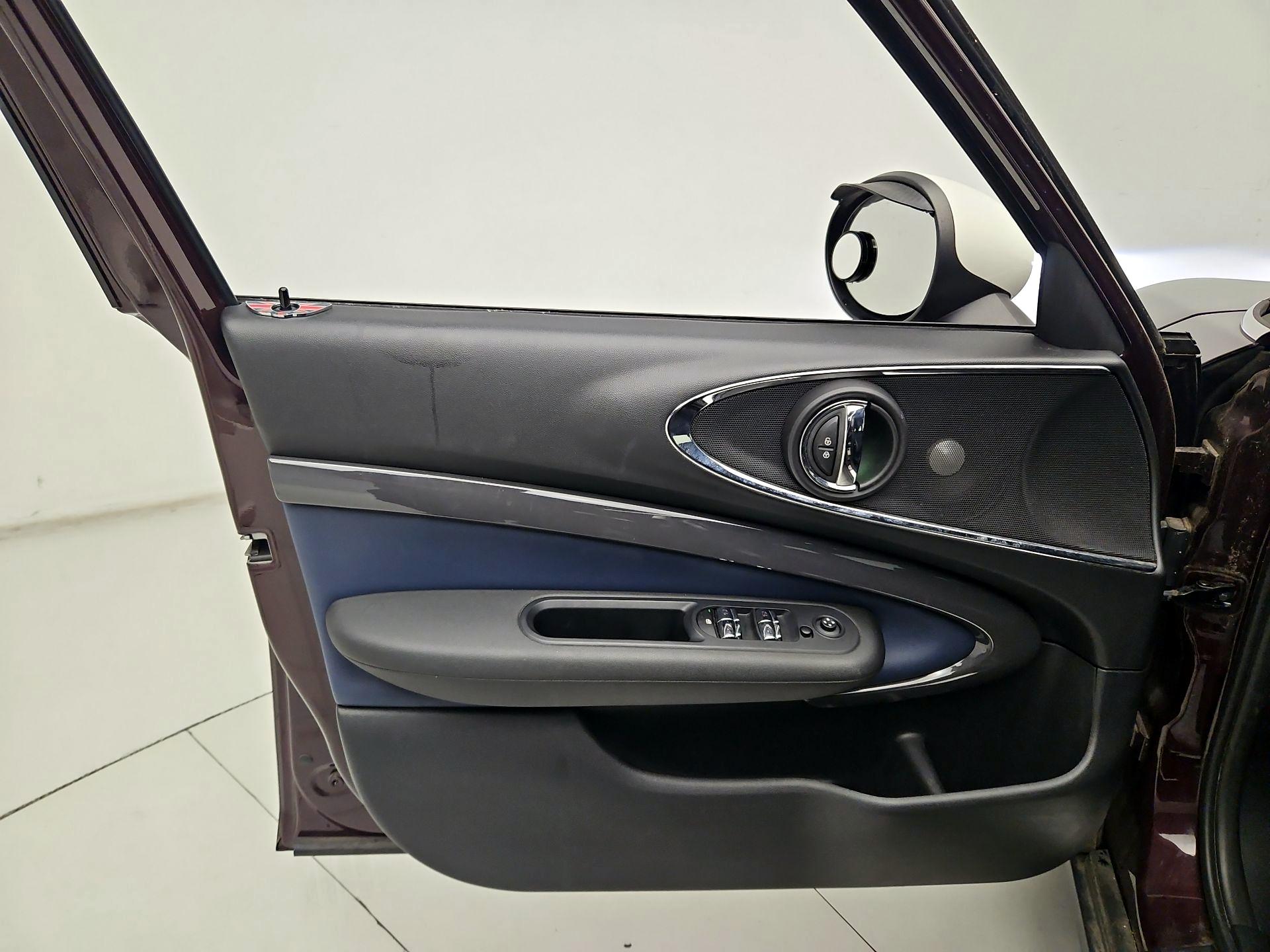 Thumbnail: 2017 MINI Cooper Clubman - 12