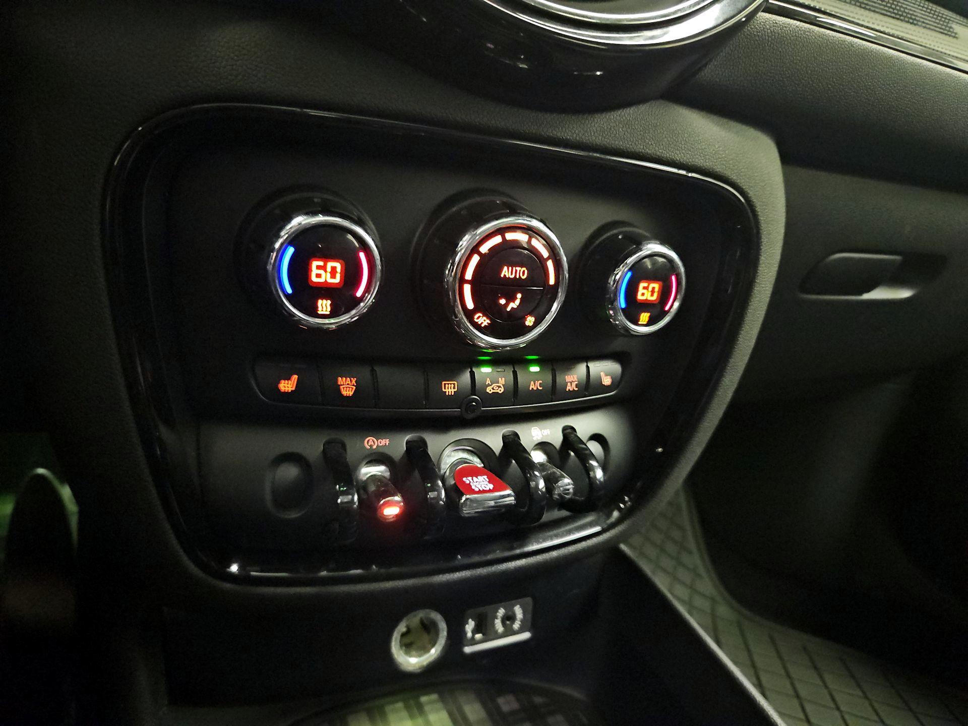 Thumbnail: 2017 MINI Cooper Clubman - 15