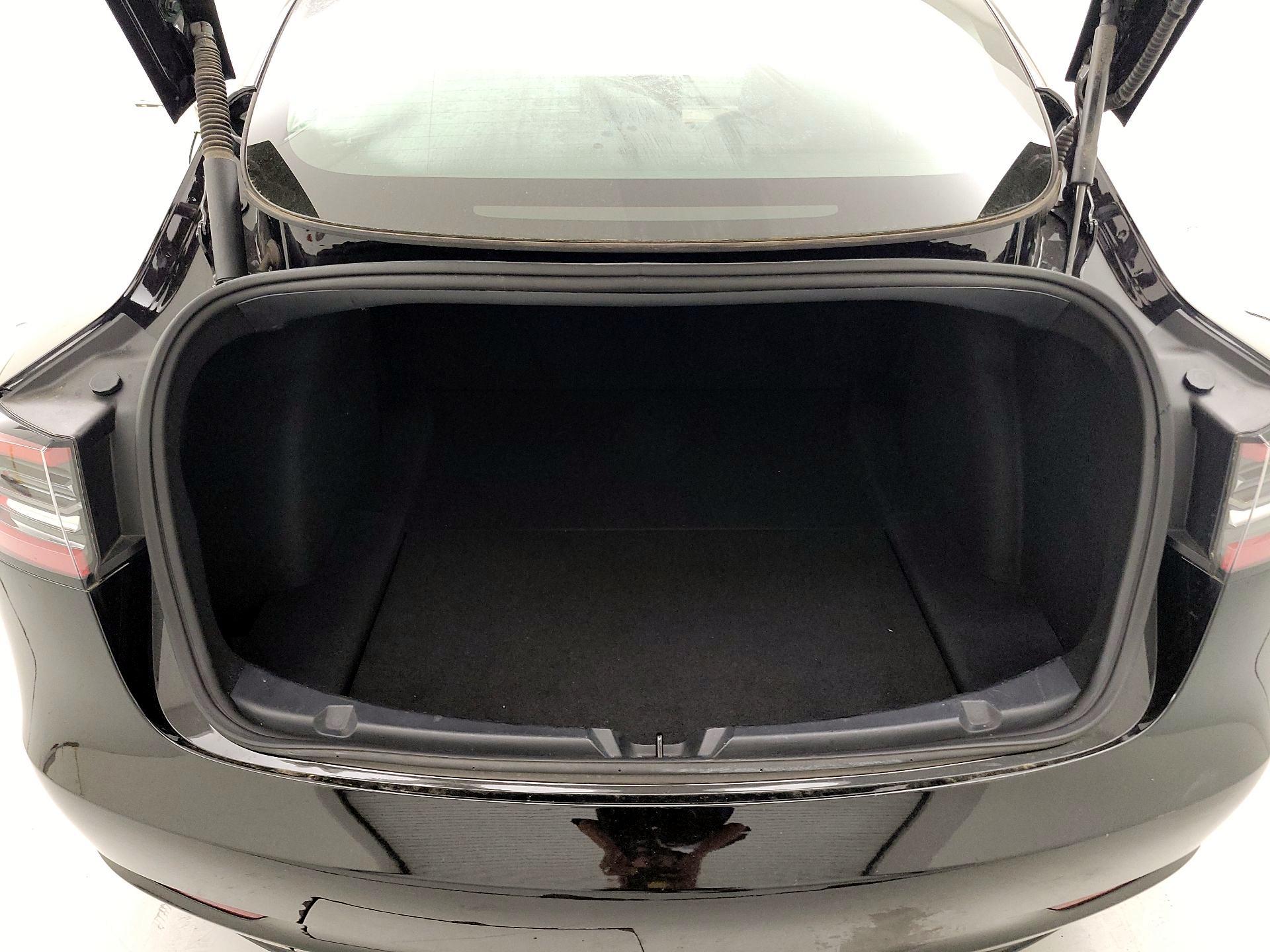 Thumbnail: 2023 Tesla Model 3 - 20