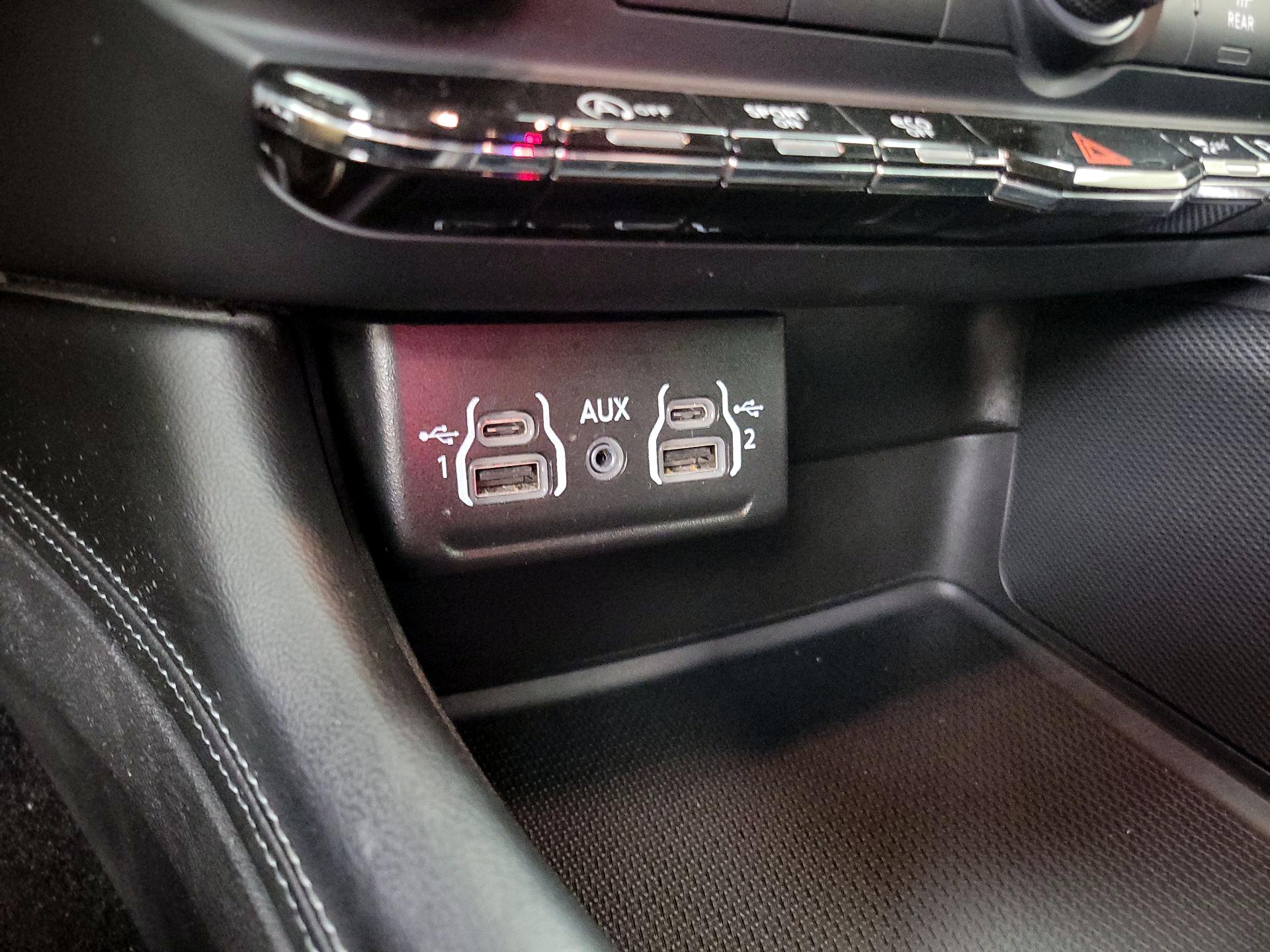 Thumbnail: 2022 Dodge Durango - 18