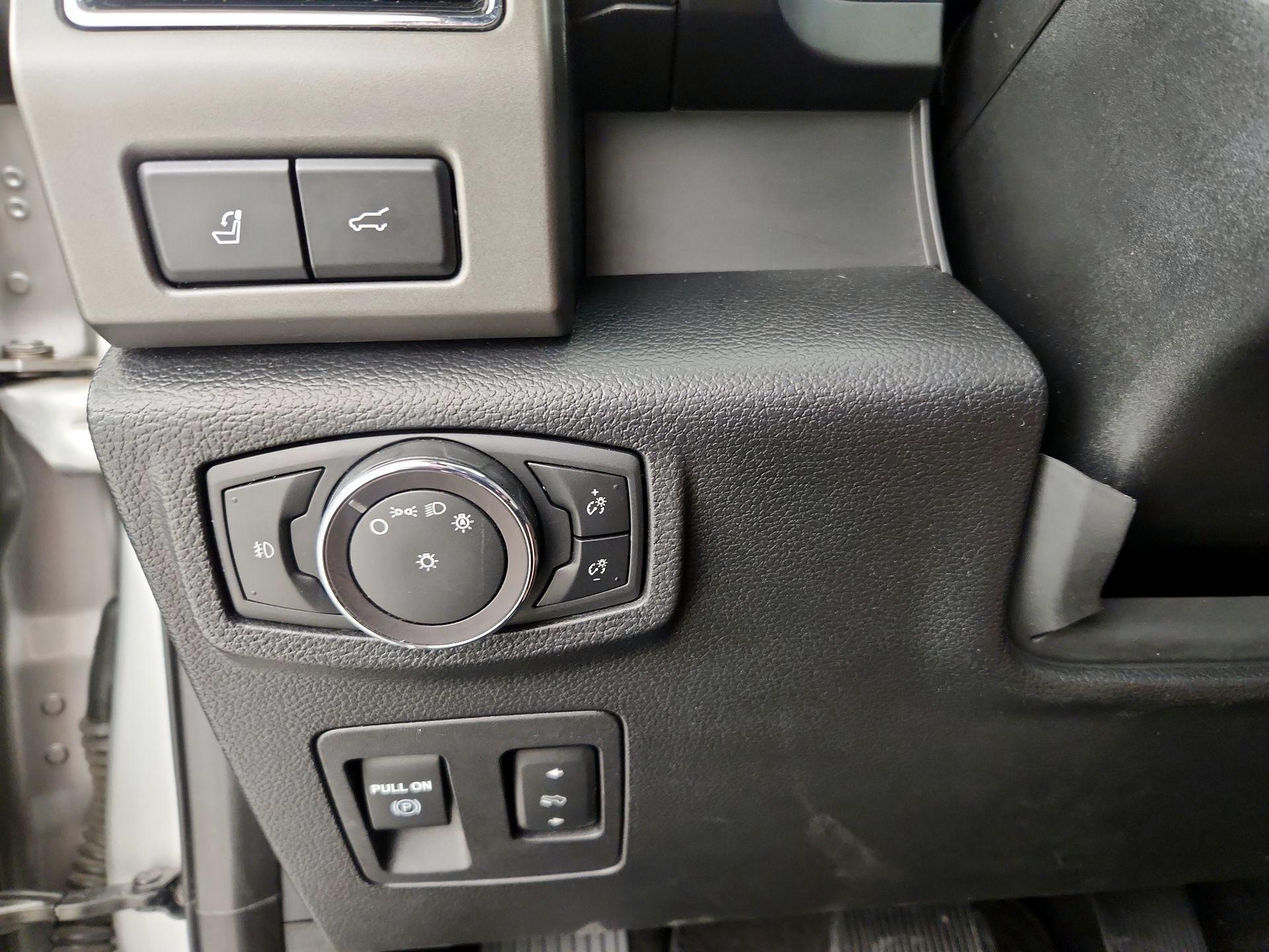 Thumbnail: 2019 Ford Expedition - 13