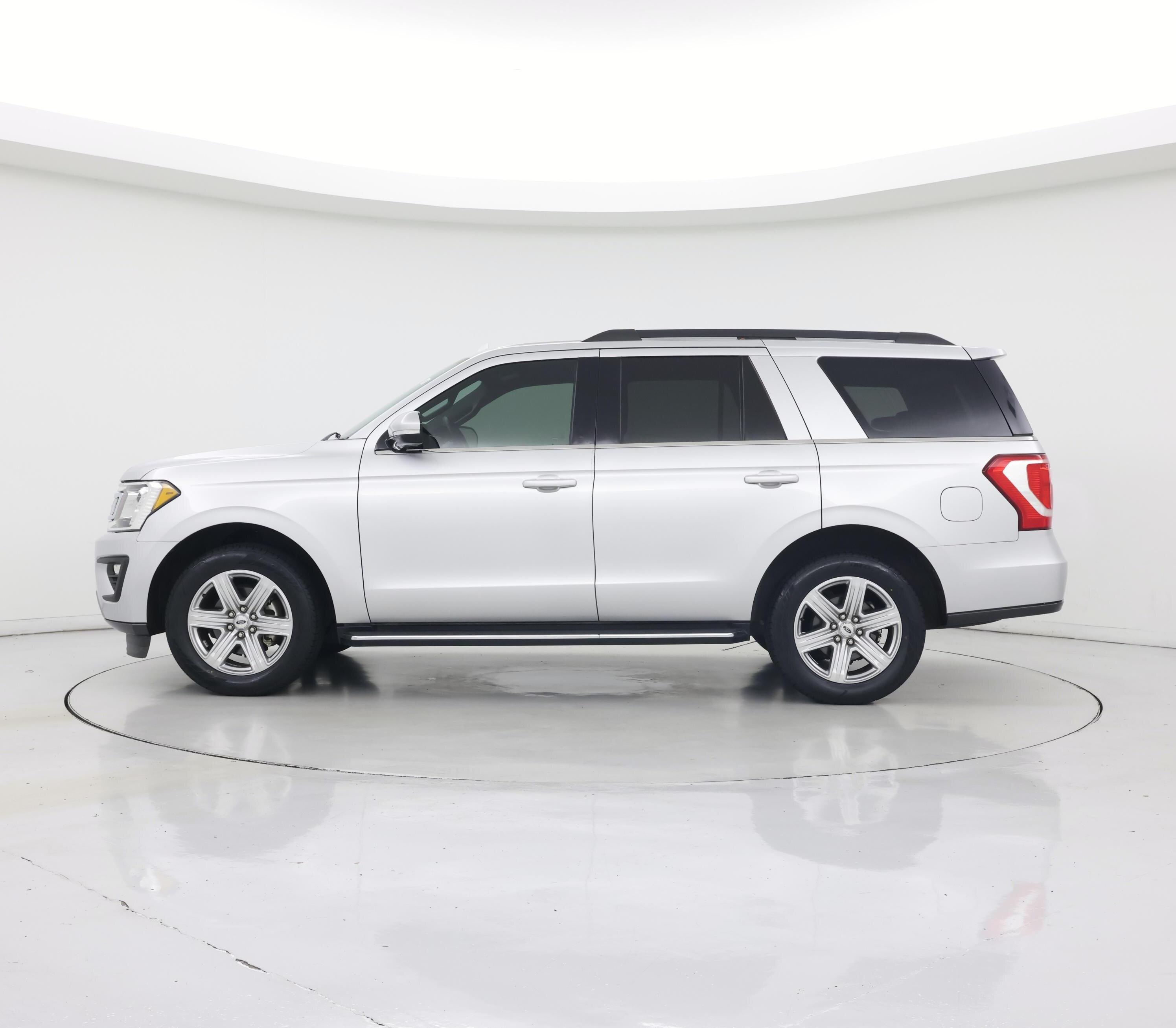 Thumbnail: 2019 Ford Expedition - 3