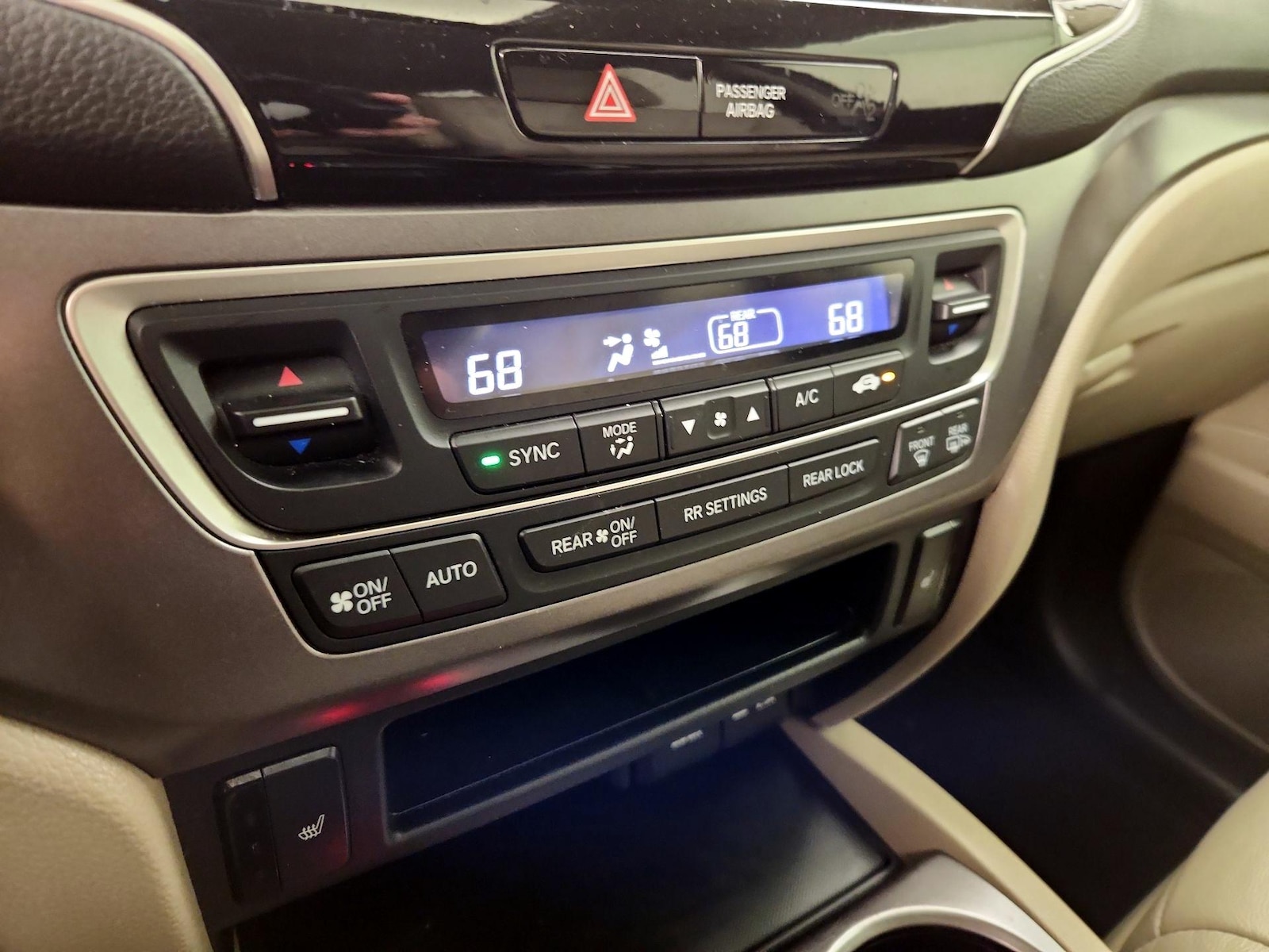 2021 Honda Pilot EX-L - Photo 17