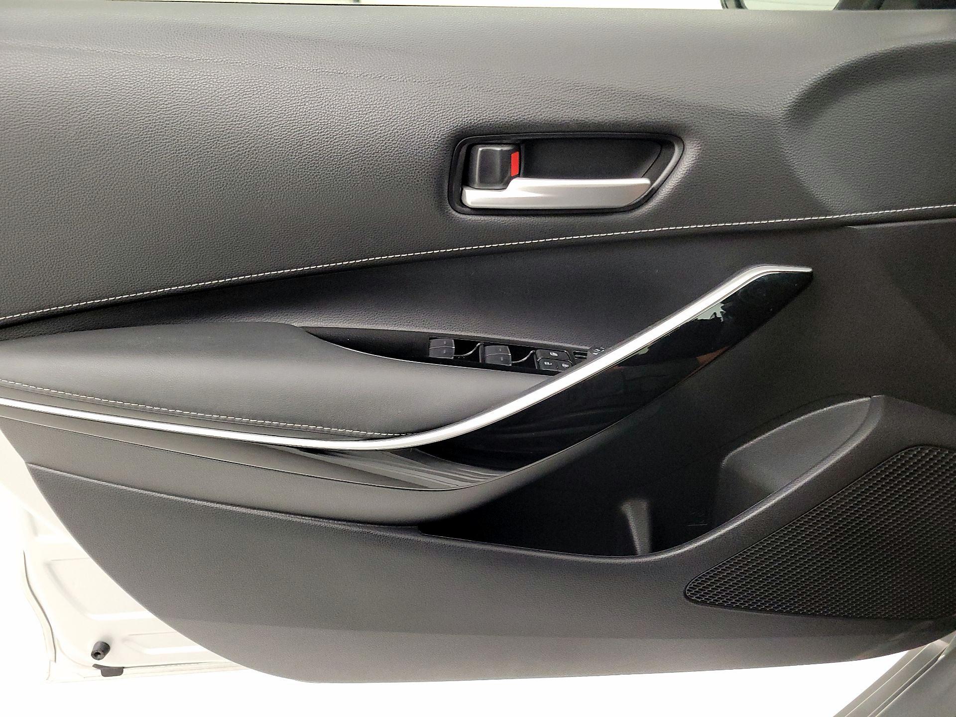 Thumbnail: 2022 Toyota Corolla - 12