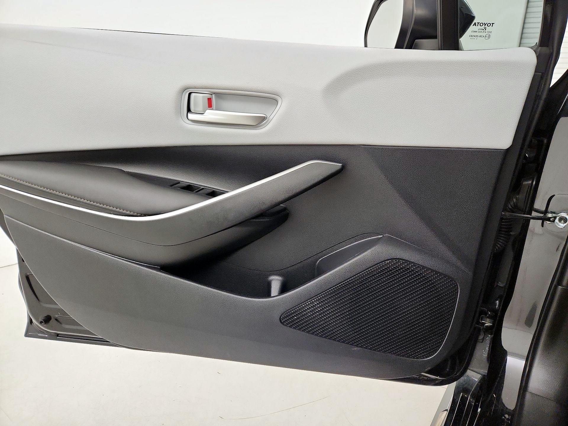 Thumbnail: 2022 Toyota Corolla - 12