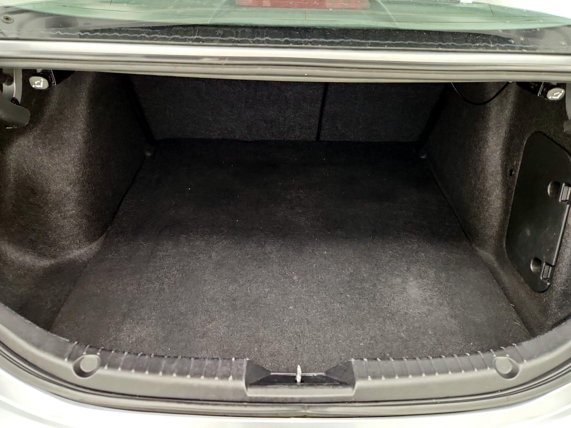 Thumbnail: 2018 Mazda Mazda3 - 20