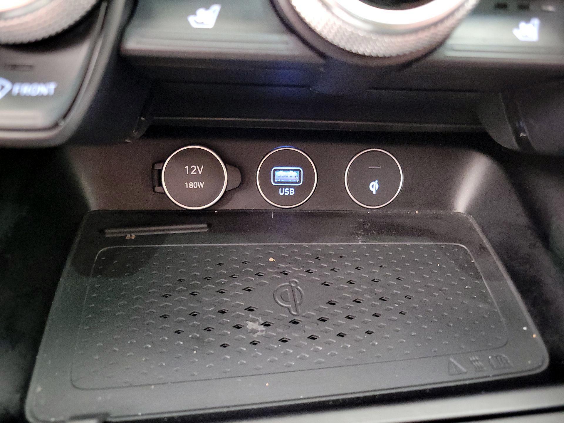 Thumbnail: 2023 Genesis G70 - 19