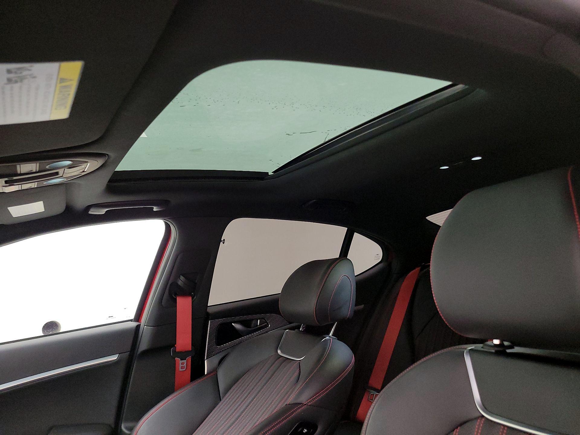 Thumbnail: 2023 Genesis G70 - 20