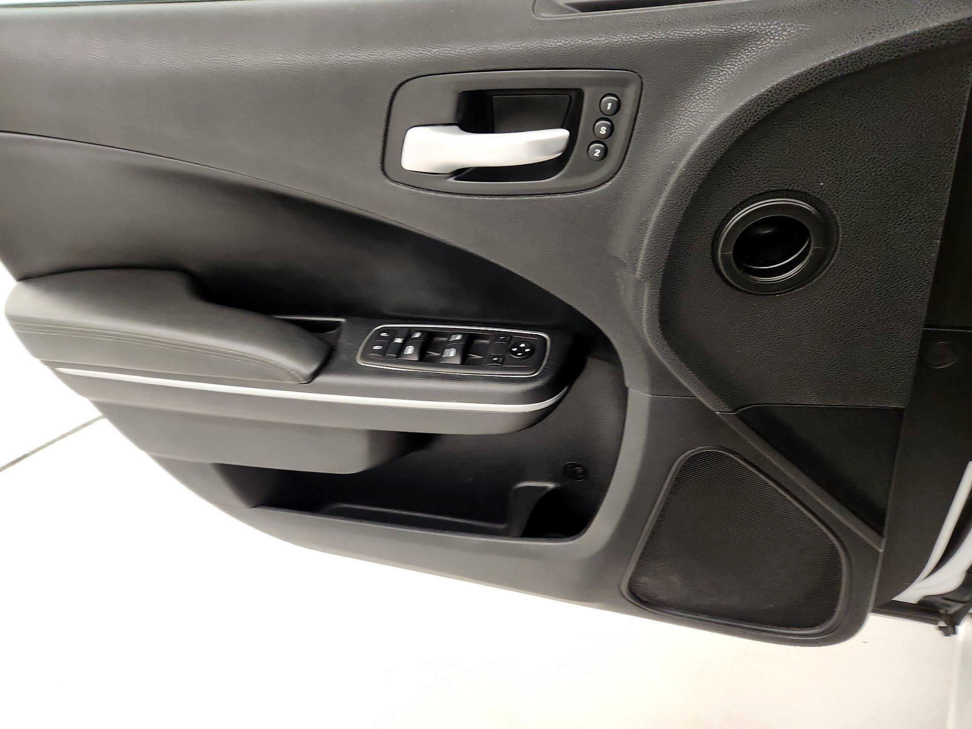 Thumbnail: 2021 Dodge Charger - 12